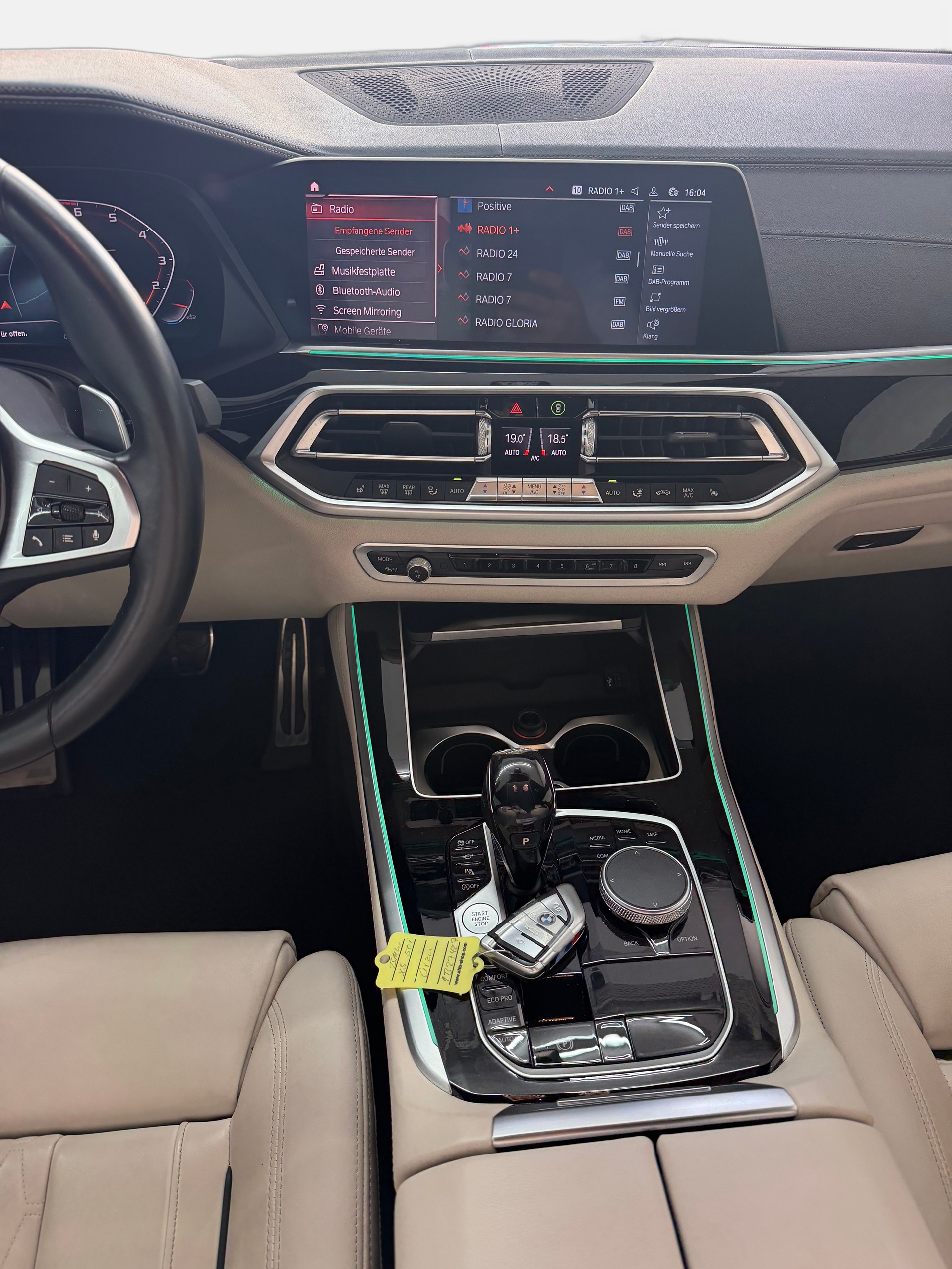 BMW X5 xDrive M50i Steptronic-image-10