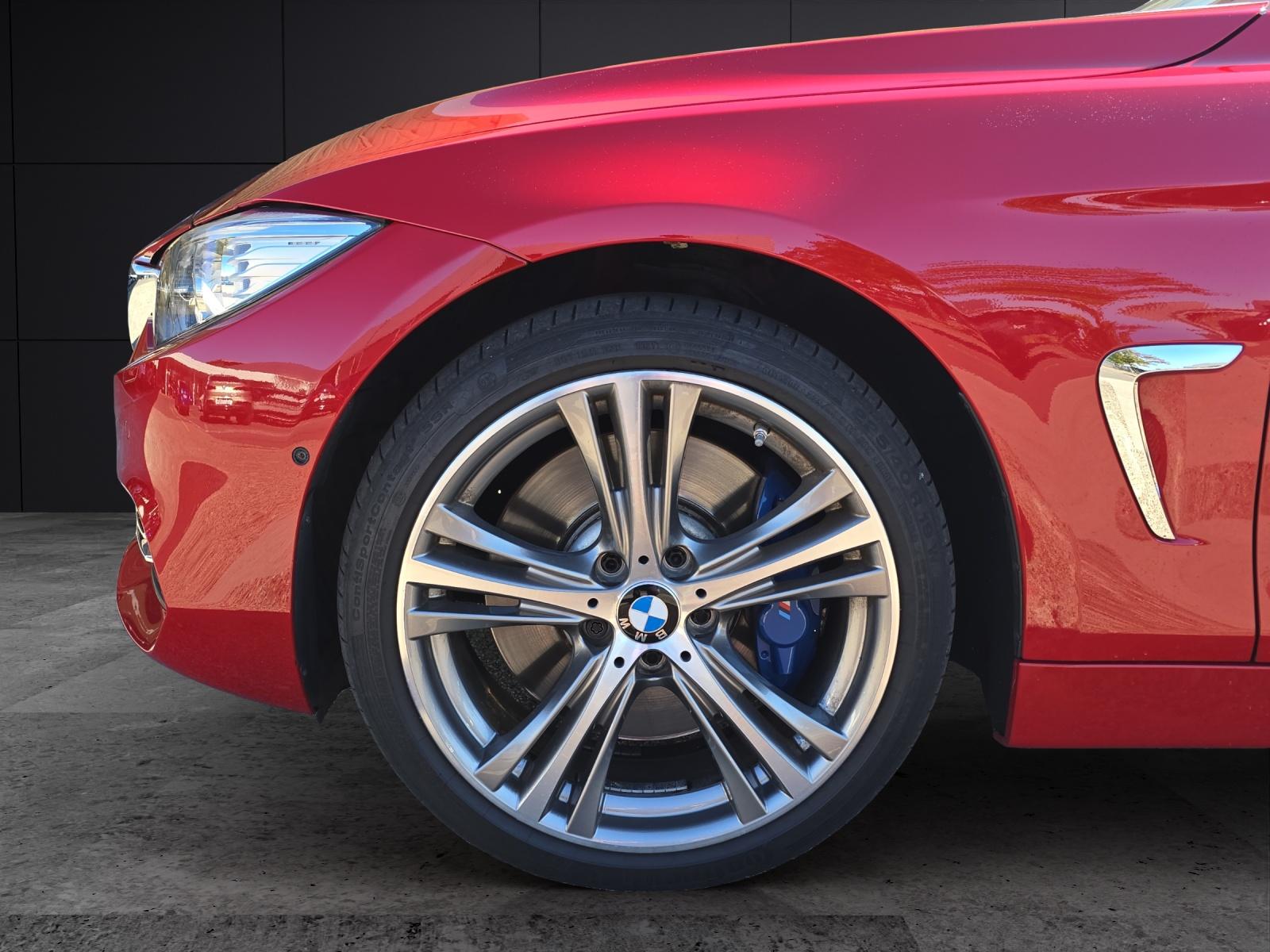 BMW 435i xDrive Cabrio-image-4