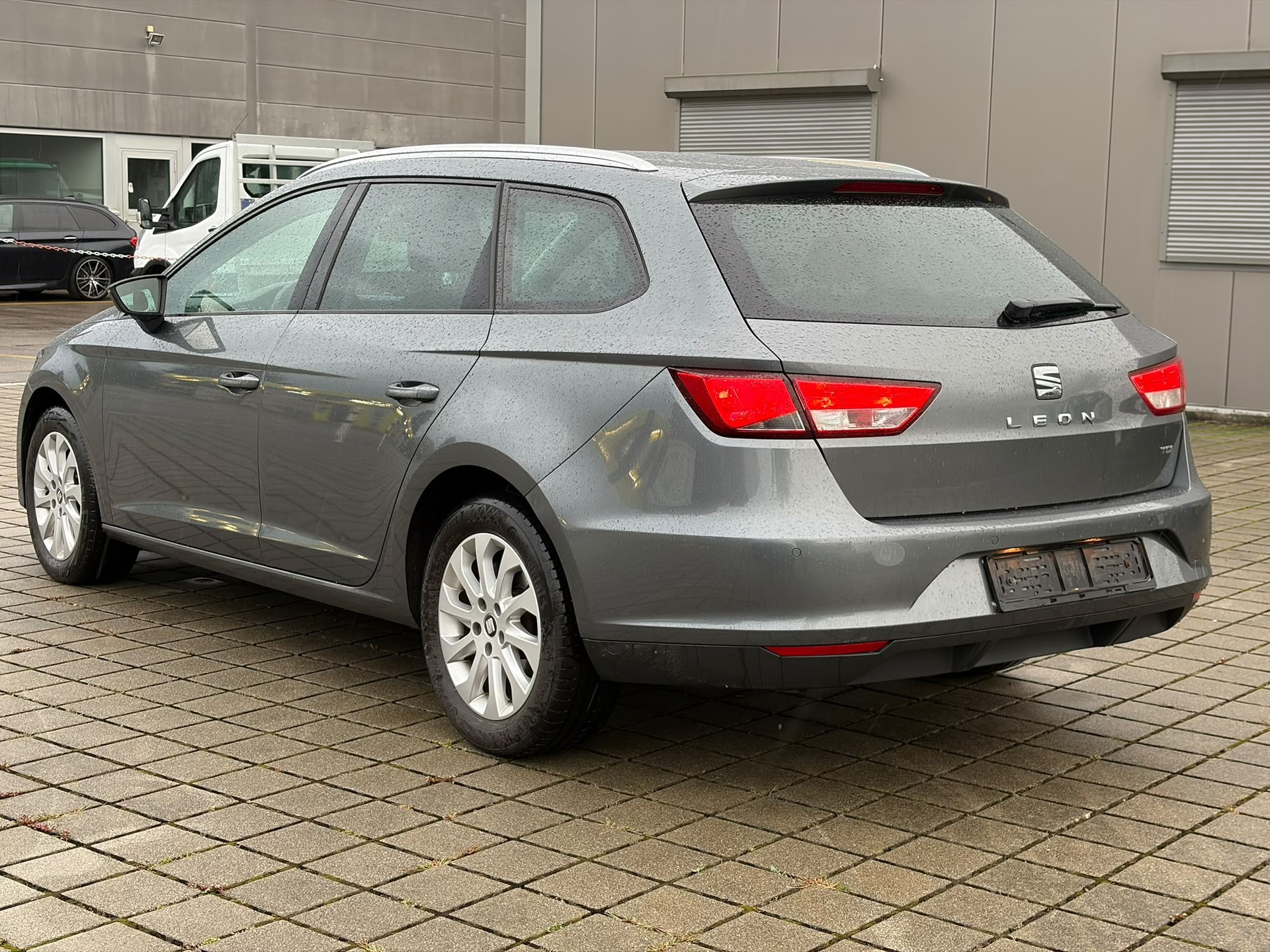 SEAT Leon ST 2.0 TDI Style DSG-image-5