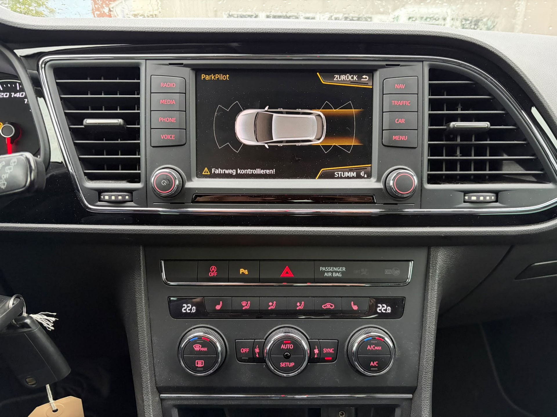 SEAT Leon ST 2.0 TDI Style DSG-image-11