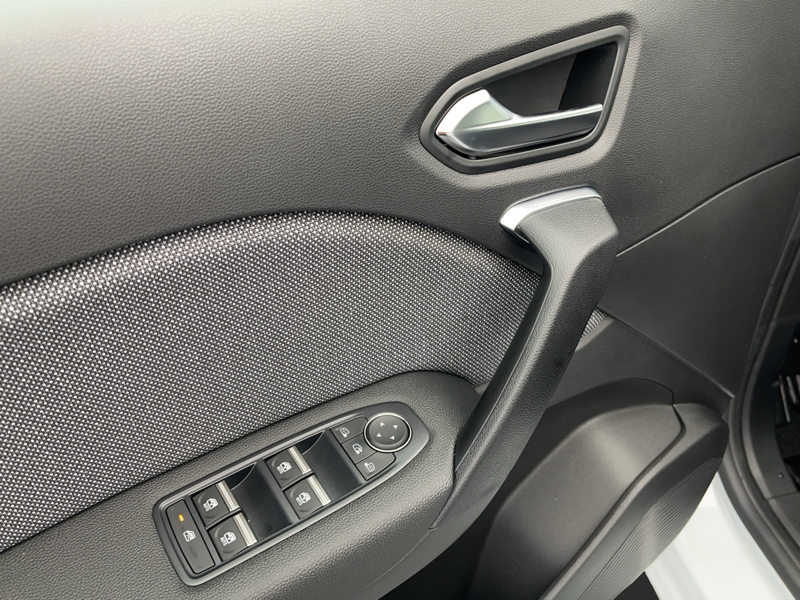 RENAULT Captur 1.3 TCe 140 techno EDC-image-13