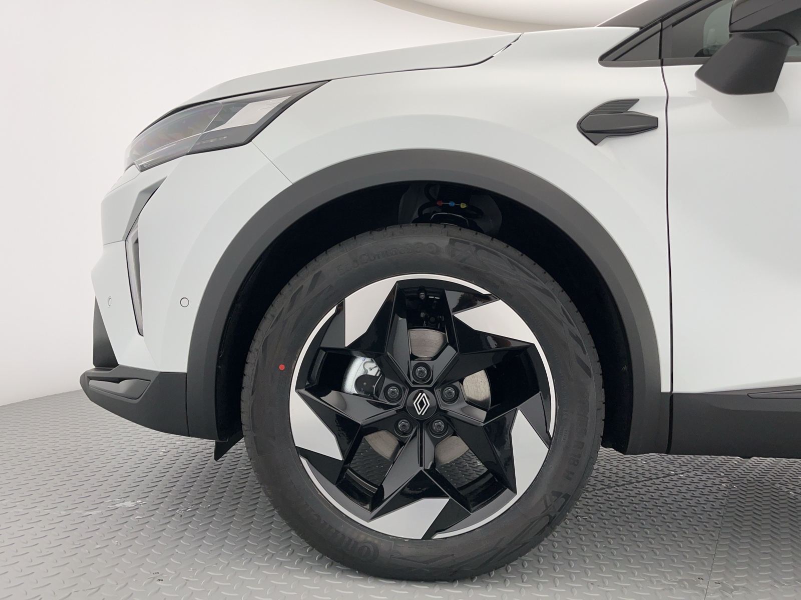 RENAULT Captur 1.3 TCe 140 techno EDC-image-5