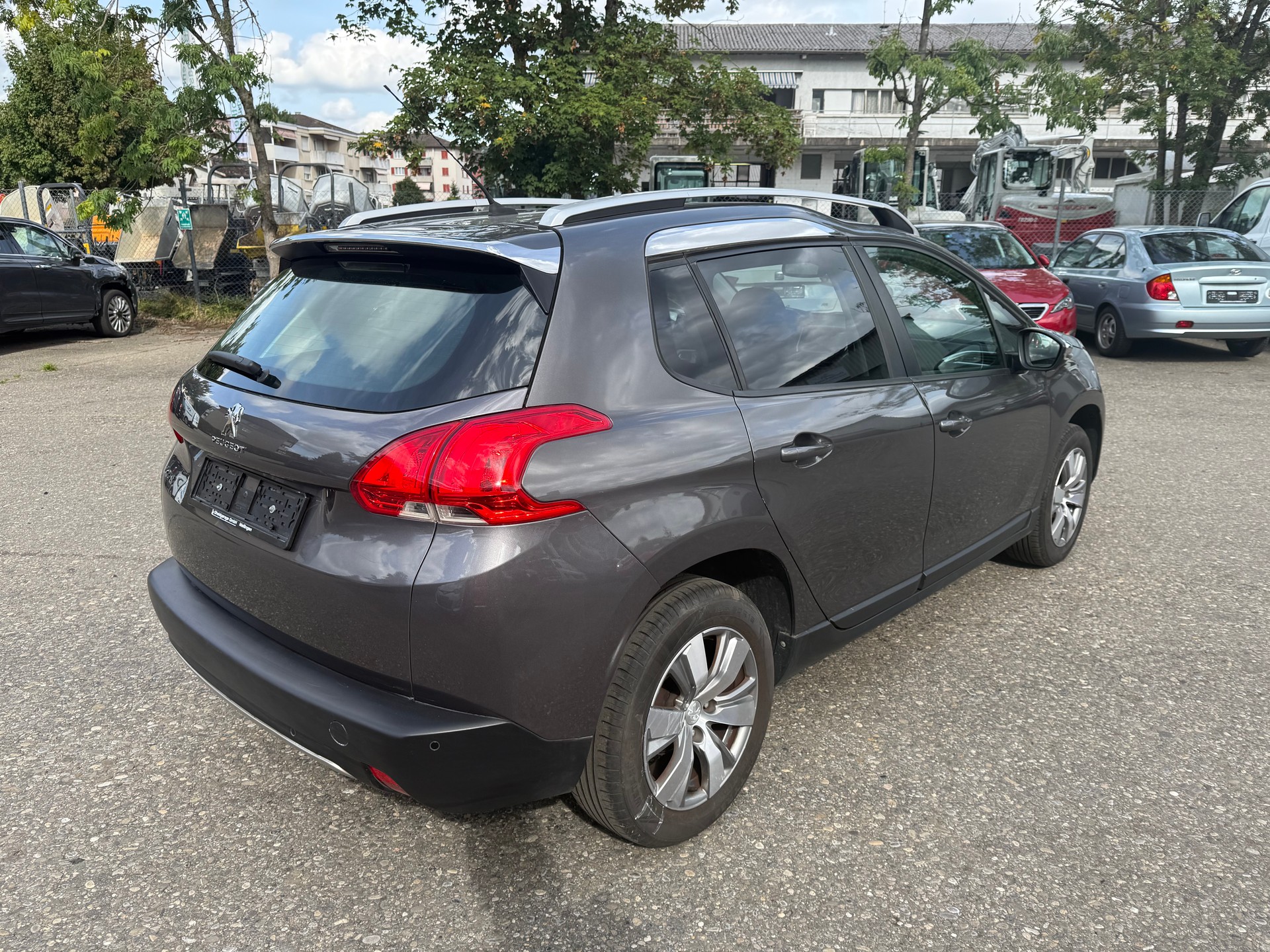 PEUGEOT 2008 1.6 VTI Style-image-3