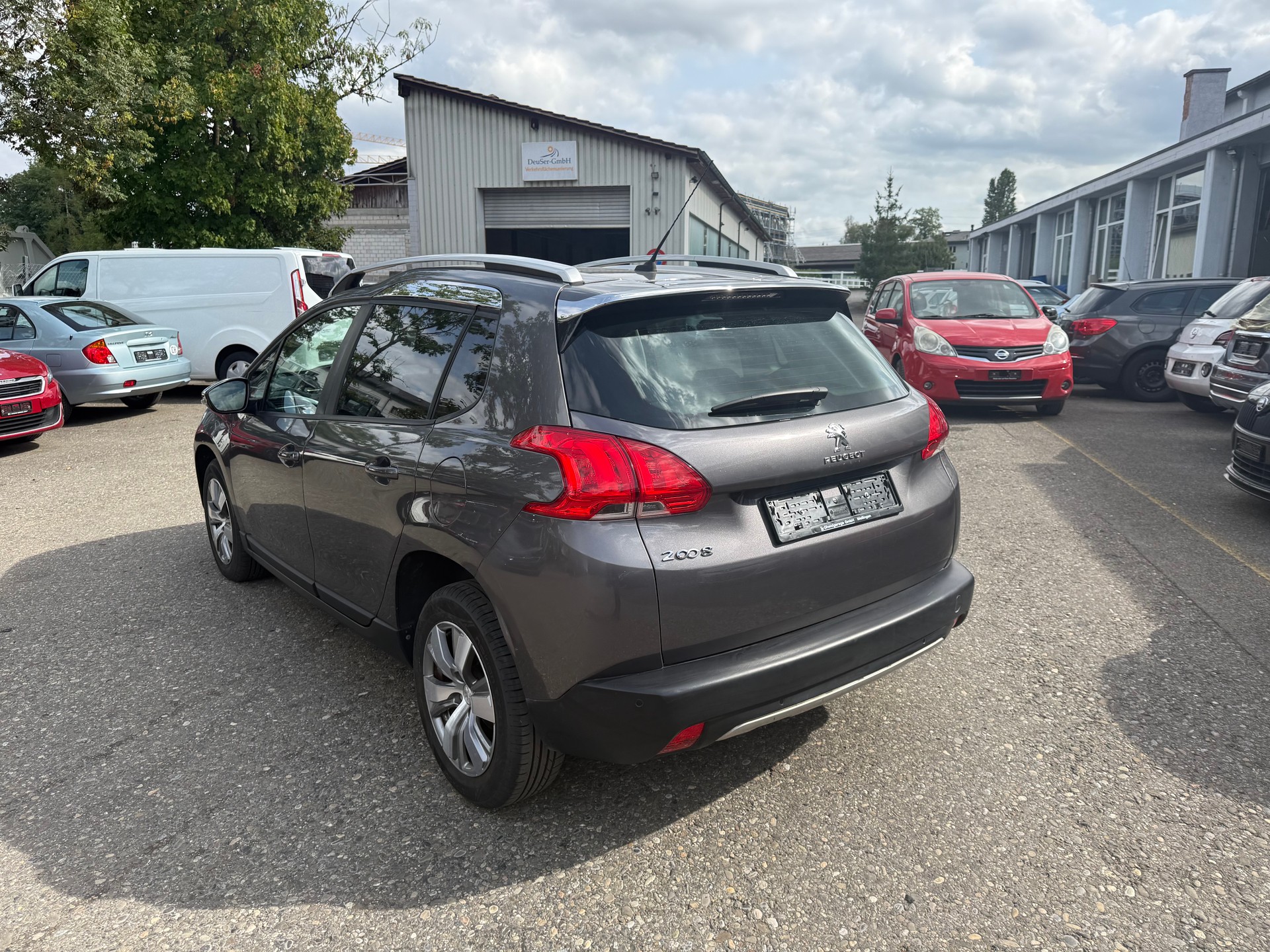 PEUGEOT 2008 1.6 VTI Style-image-2