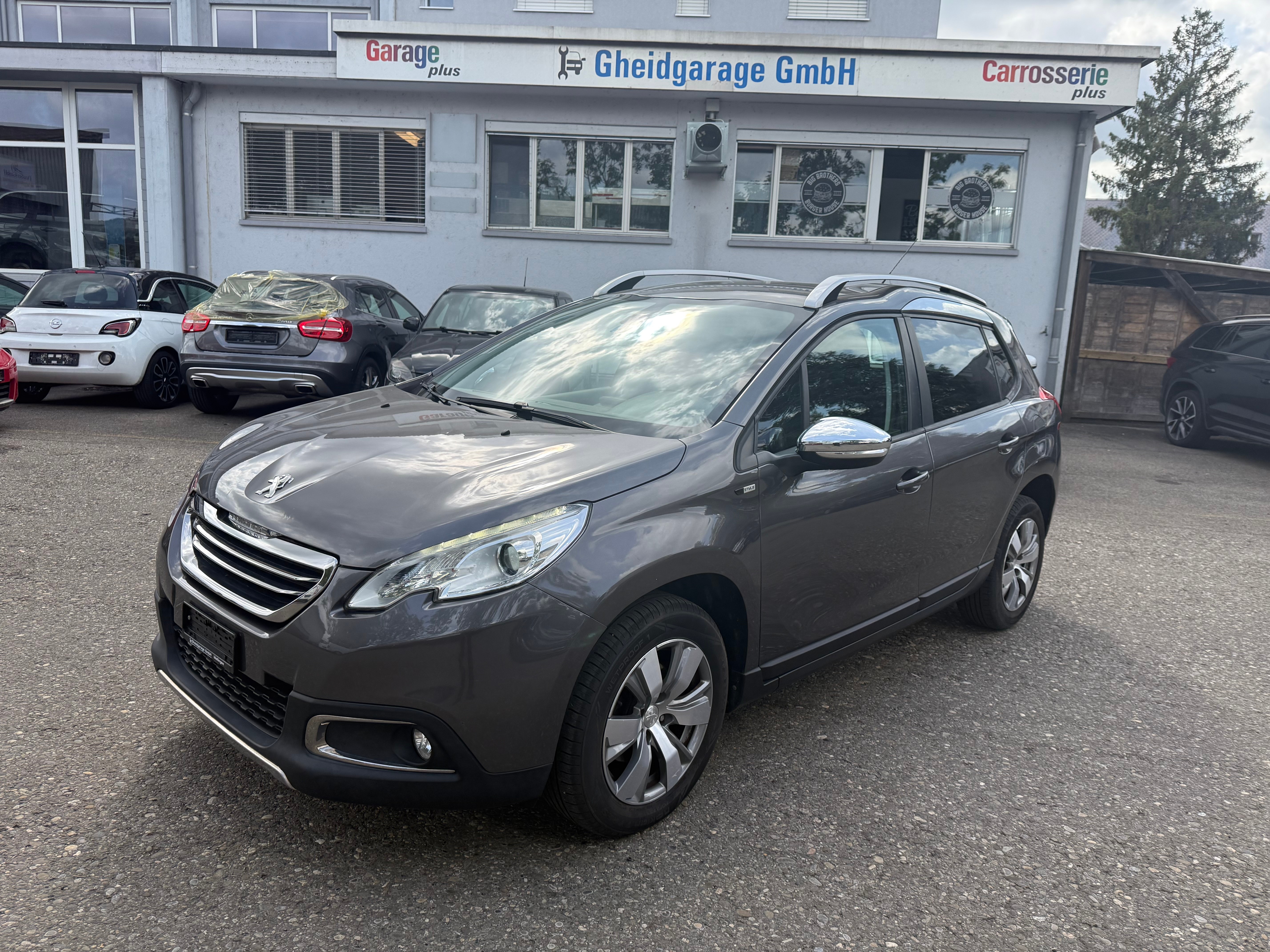 Car photo