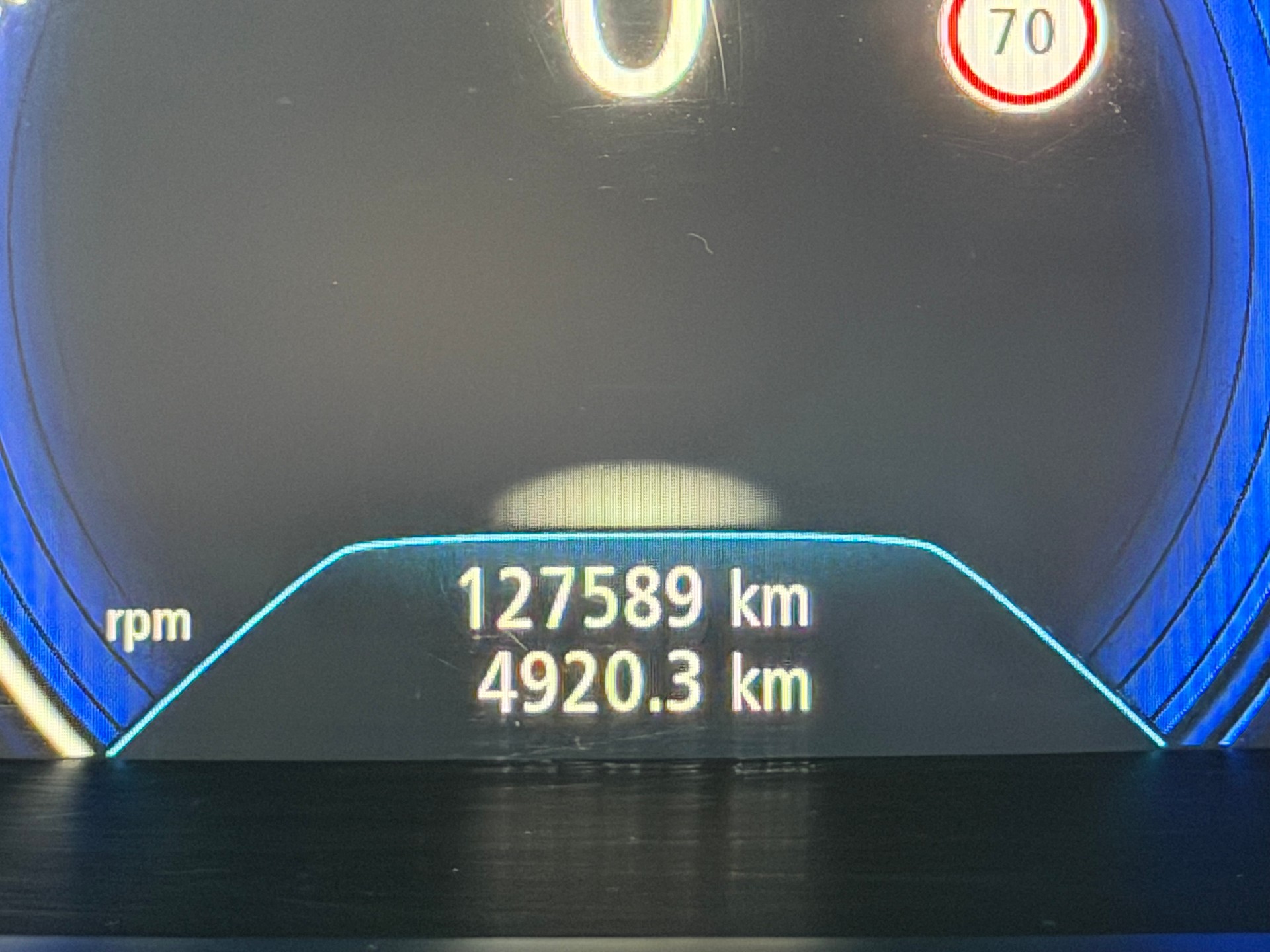 RENAULT Koleos 2.0 dCi Initial Paris 4x4 Xtronic CVT-image-9
