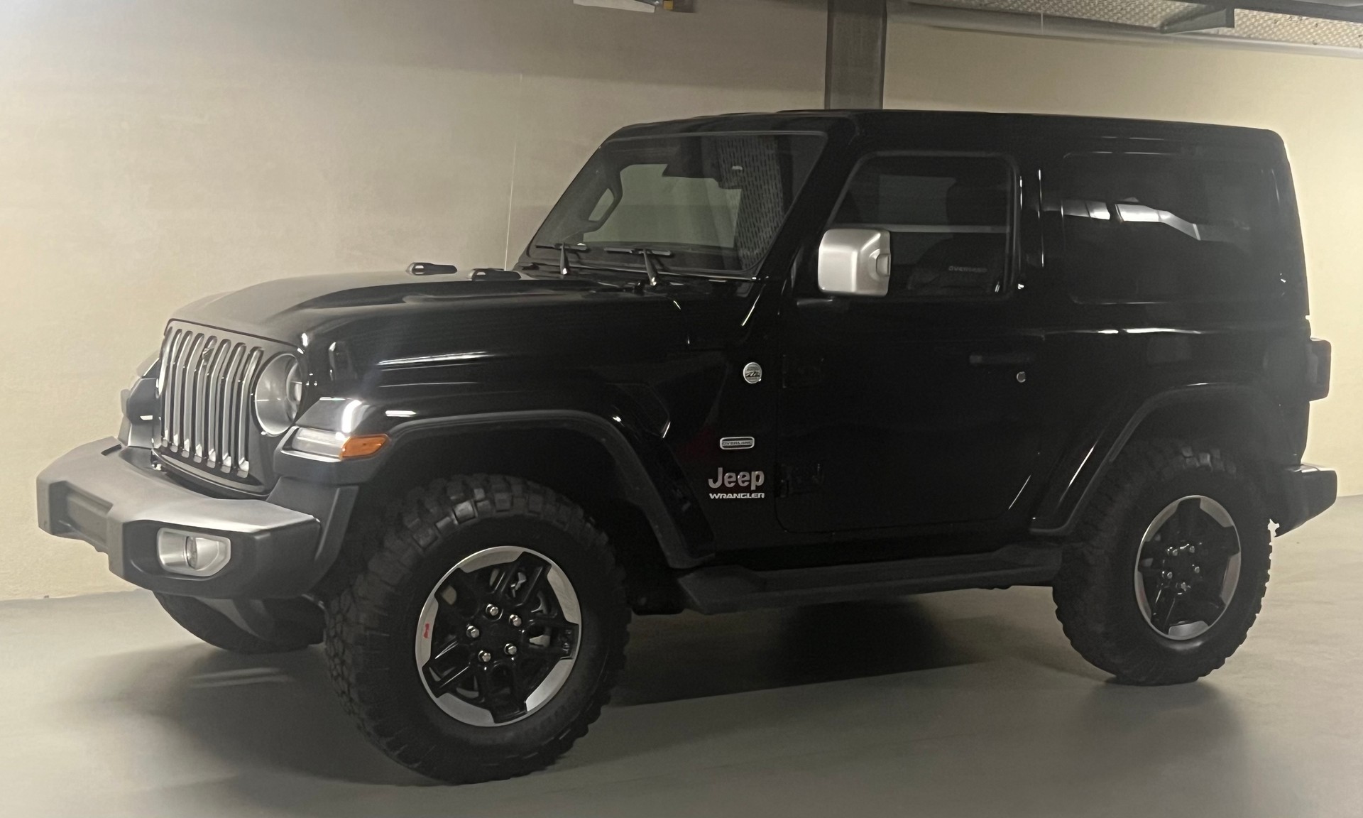 JEEP Wrangler 2.0 Overland Automatic-image-1