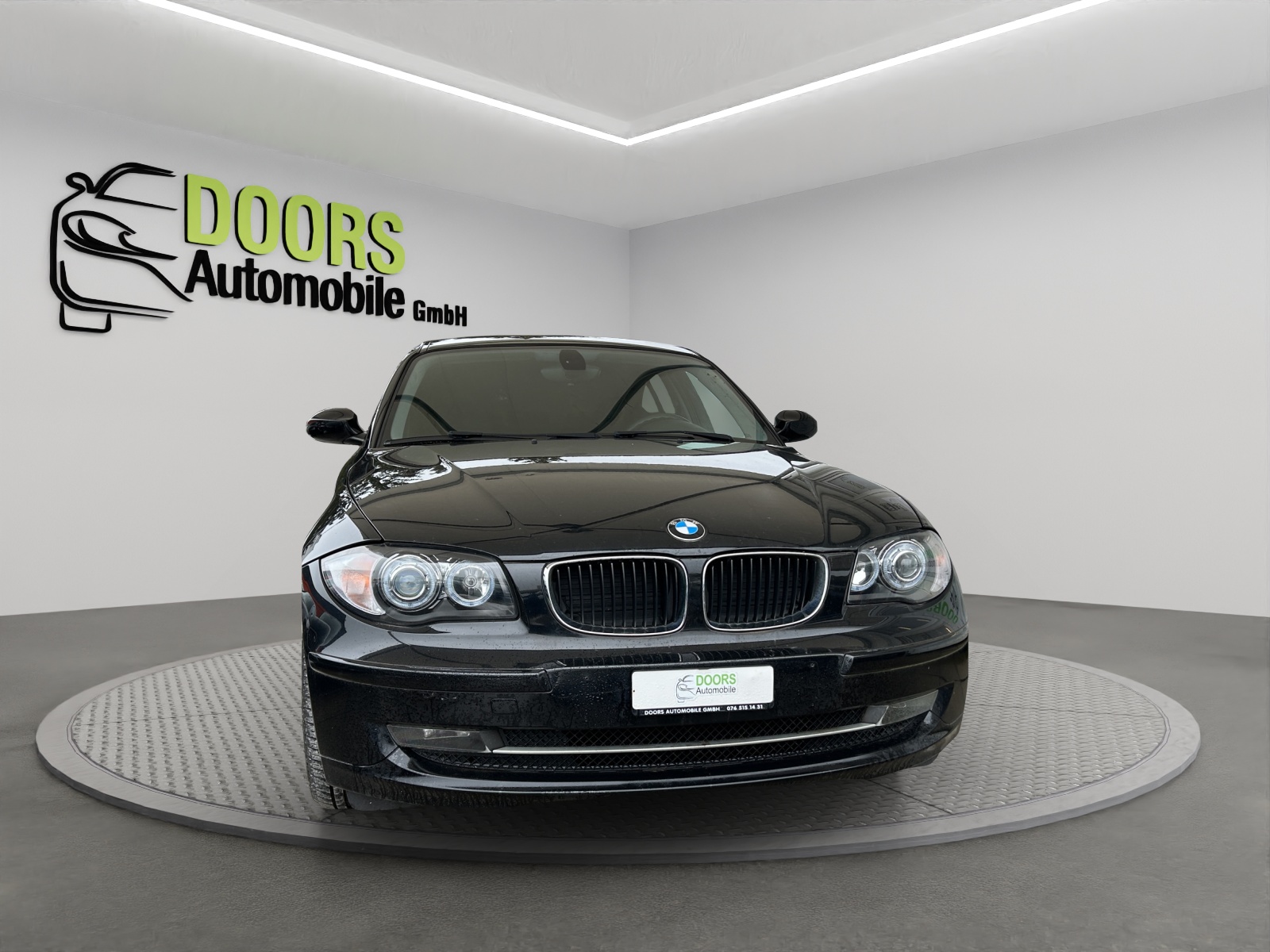 BMW 118i-image-1