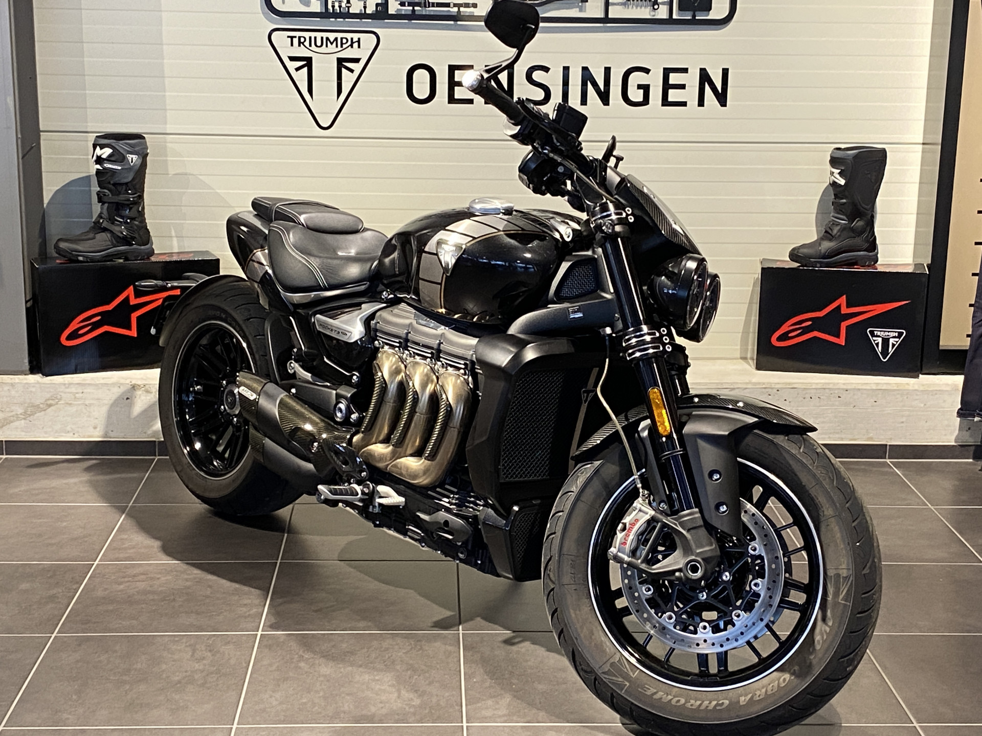 TRIUMPH Rocket 3 TFC "NR.137 von 750" (ab Kauf 12 Monate Garantie)"-showroom-element-2