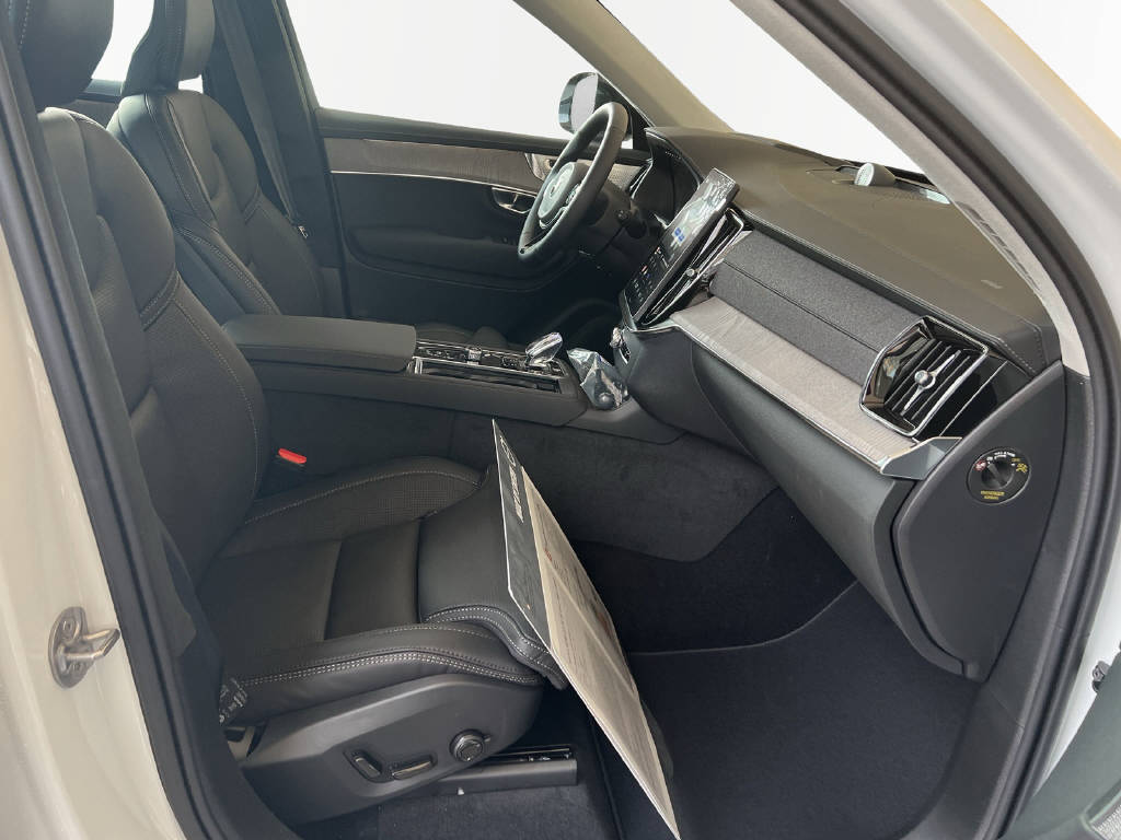 VOLVO XC90 2.0 T8 TE Ultra Dark eAWD-image-12