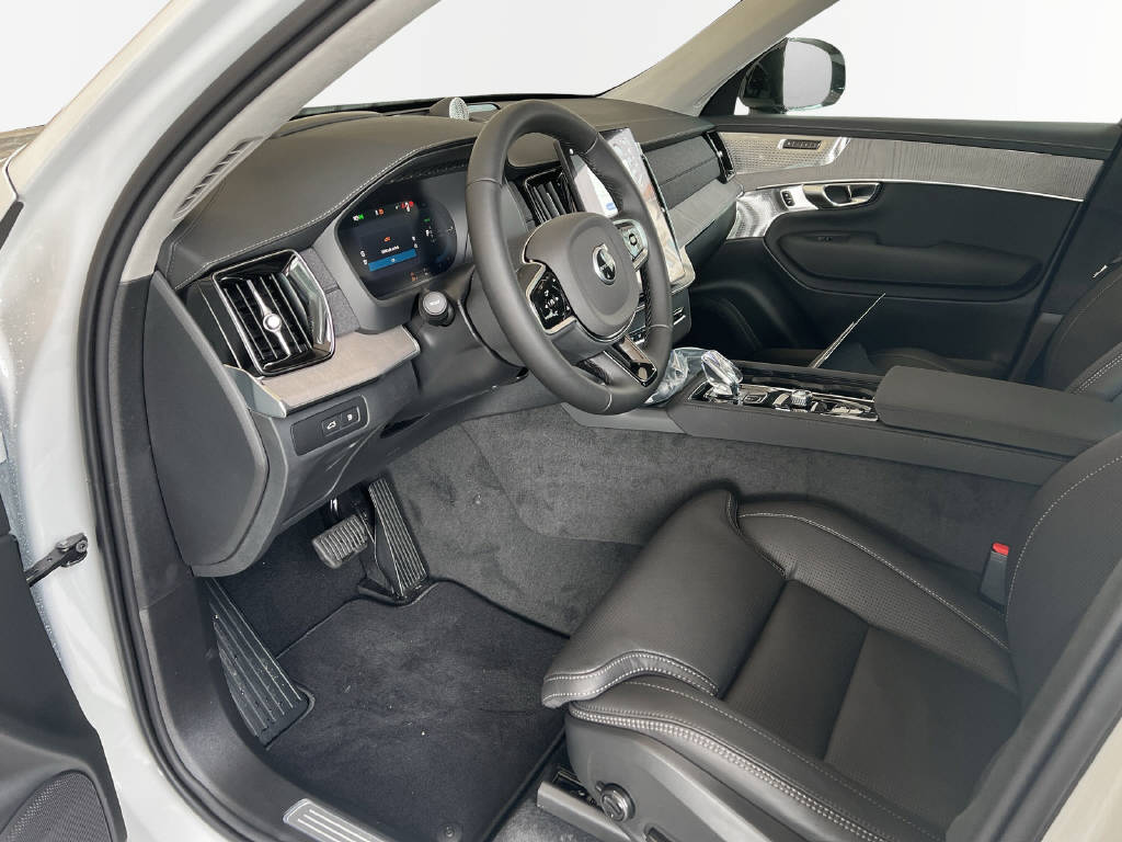VOLVO XC90 2.0 T8 TE Ultra Dark eAWD-image-14