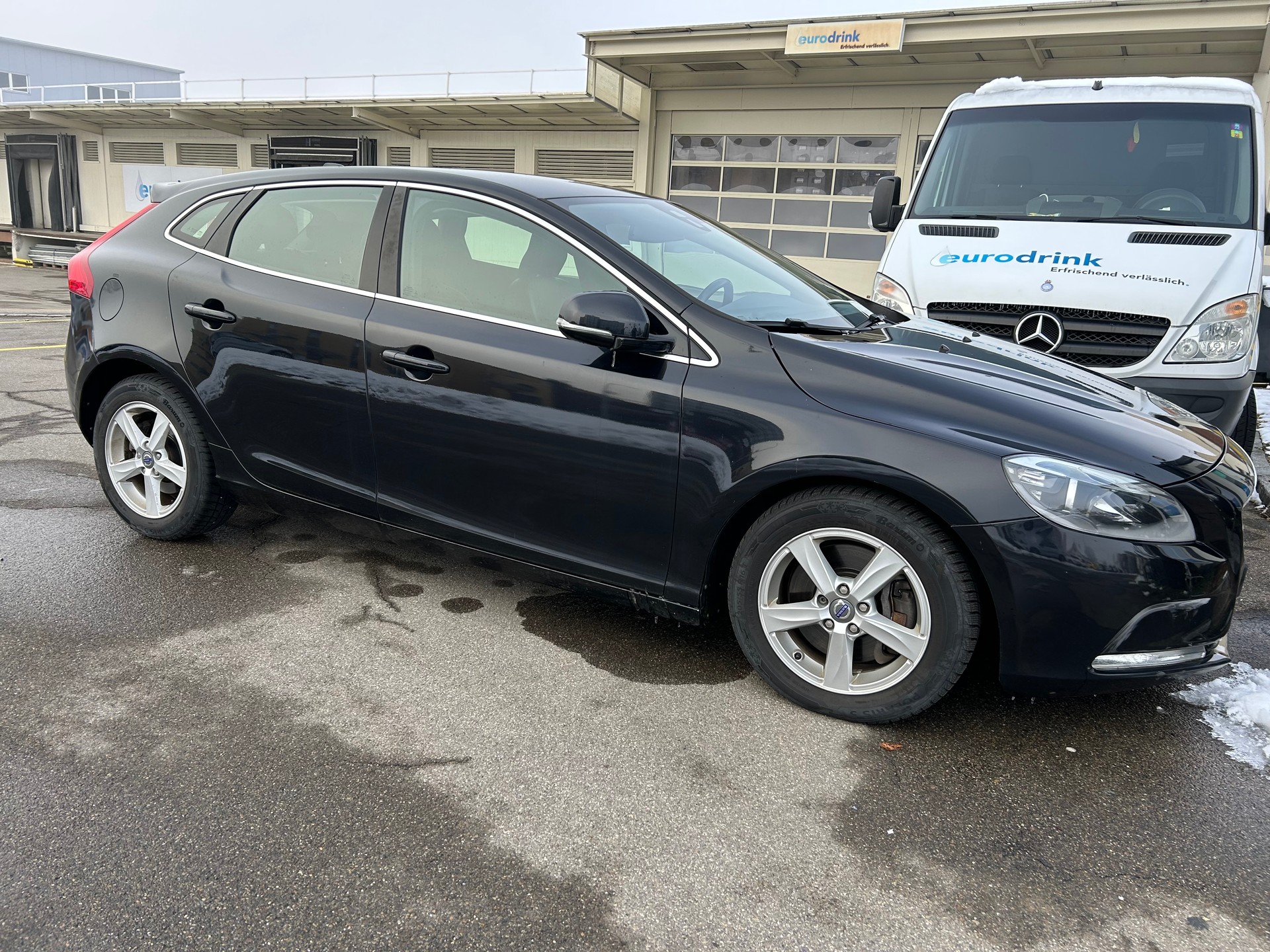 VOLVO V40 D3 Kinetic Fleet Geartronic-image-1