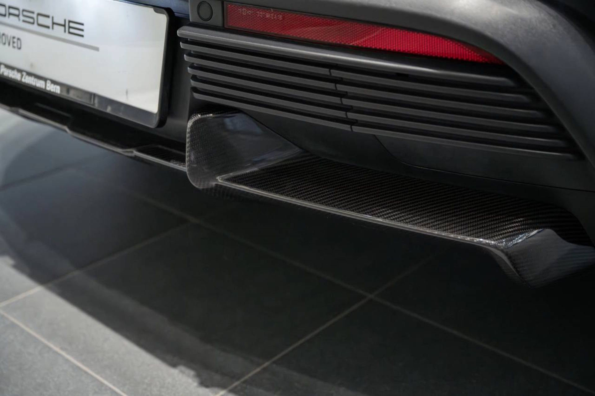 PORSCHE Taycan Turbo S Cross Turismo-image-31