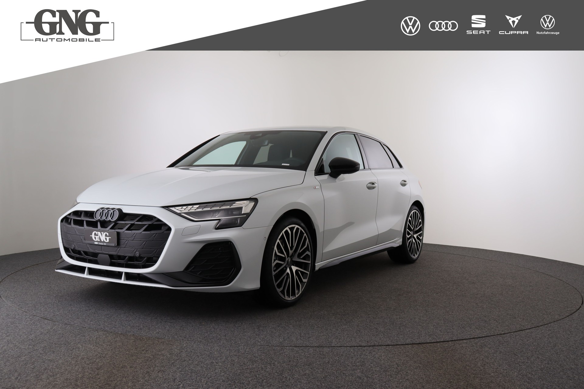 AUDI A3 Sportback 35 TFSI S line Attraction S-tronic-image-0