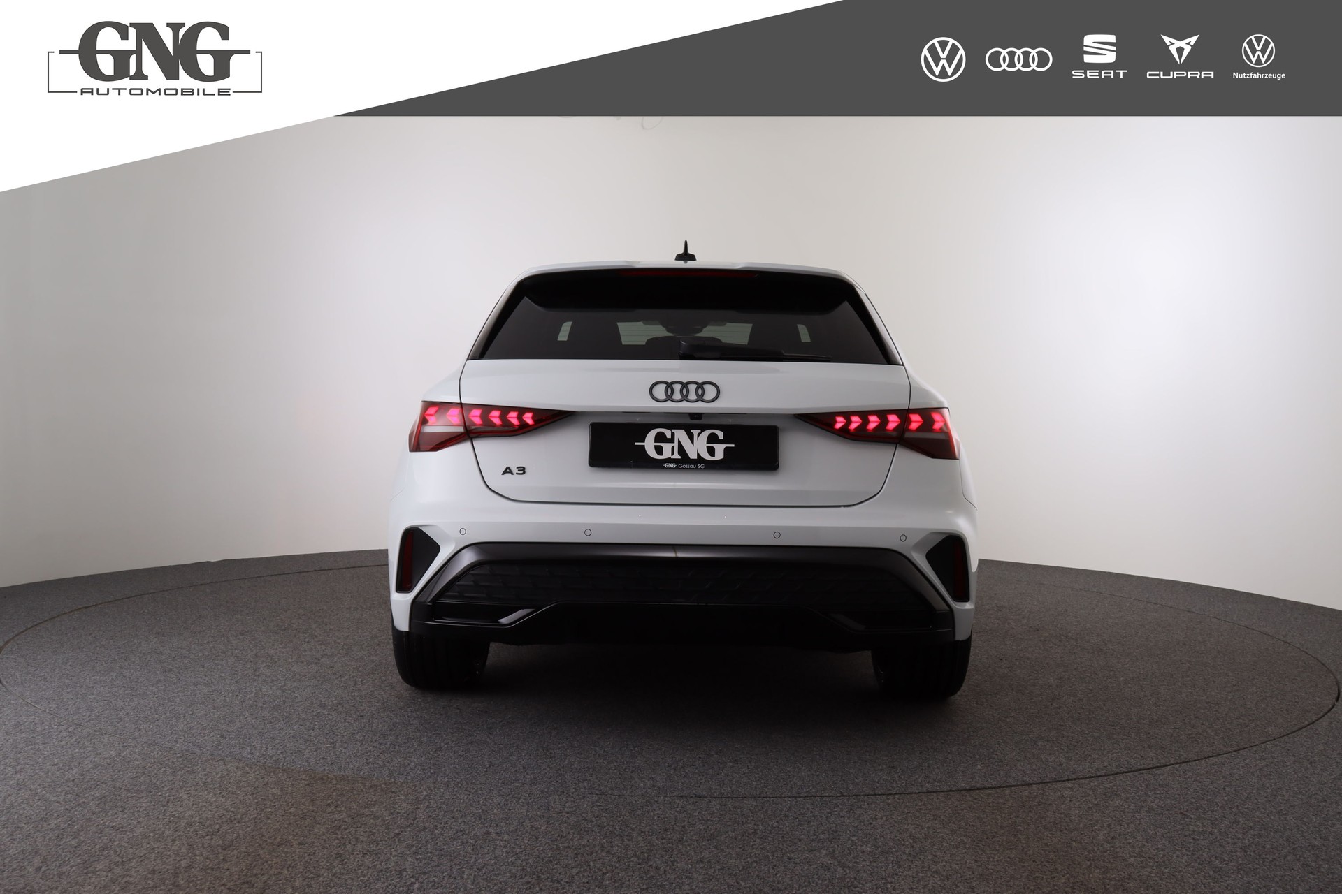 AUDI A3 Sportback 35 TFSI S line Attraction S-tronic-image-3