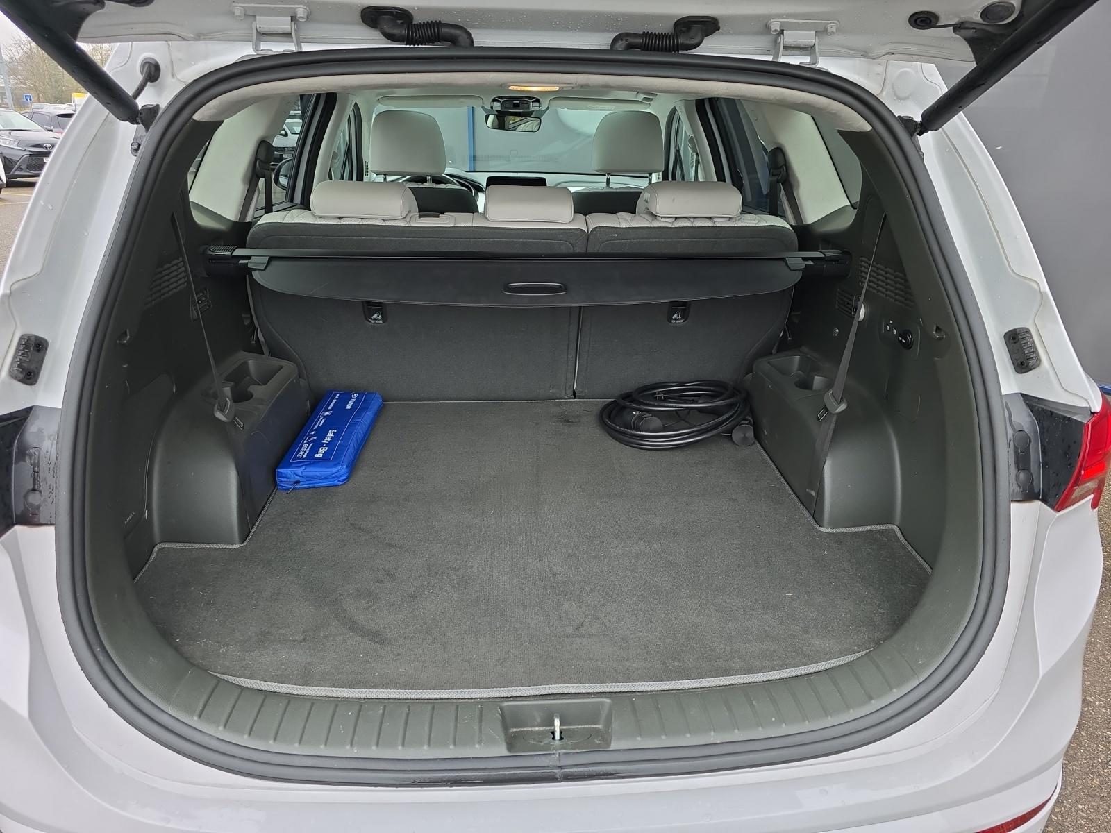 HYUNDAI Santa Fe 1.6 T-GDi PHEV Vertex-image-9