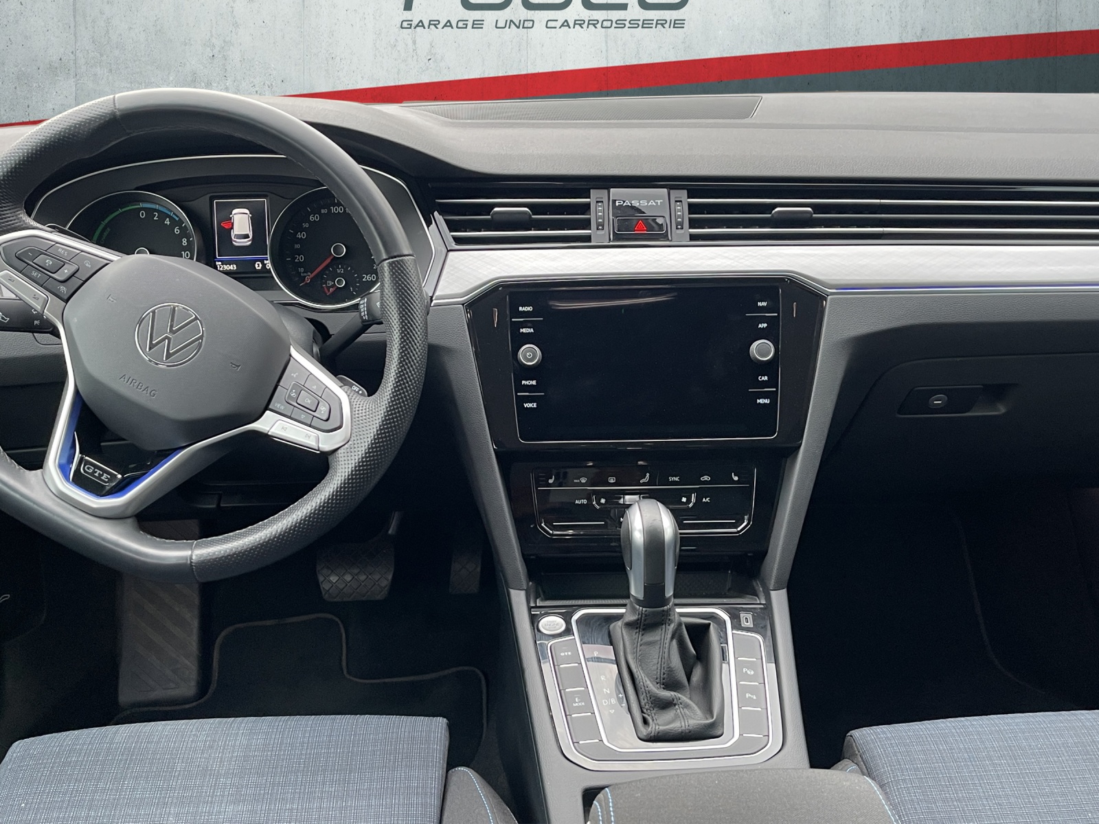 VW Passat Variant 1.4 TSI GTE Hybrid DSG-image-10