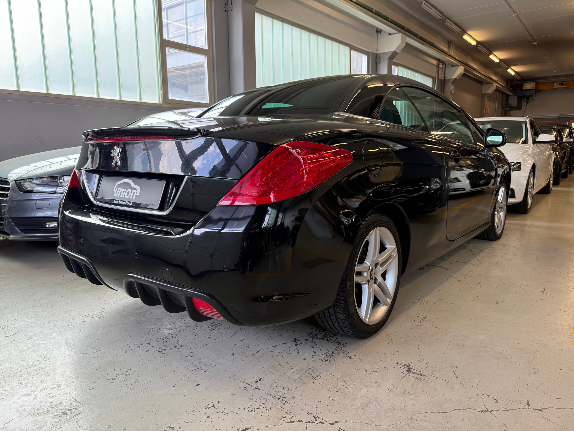 PEUGEOT 308 CC 1.6 16V VTi Sport-image-6