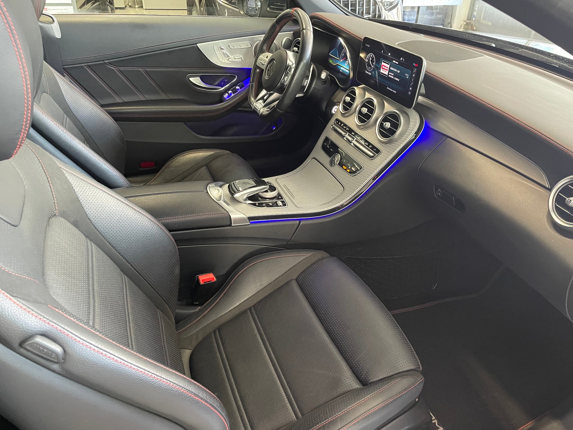 MERCEDES-BENZ C 43 Cabriolet AMG 4Matic 9G-Tronic-image-23