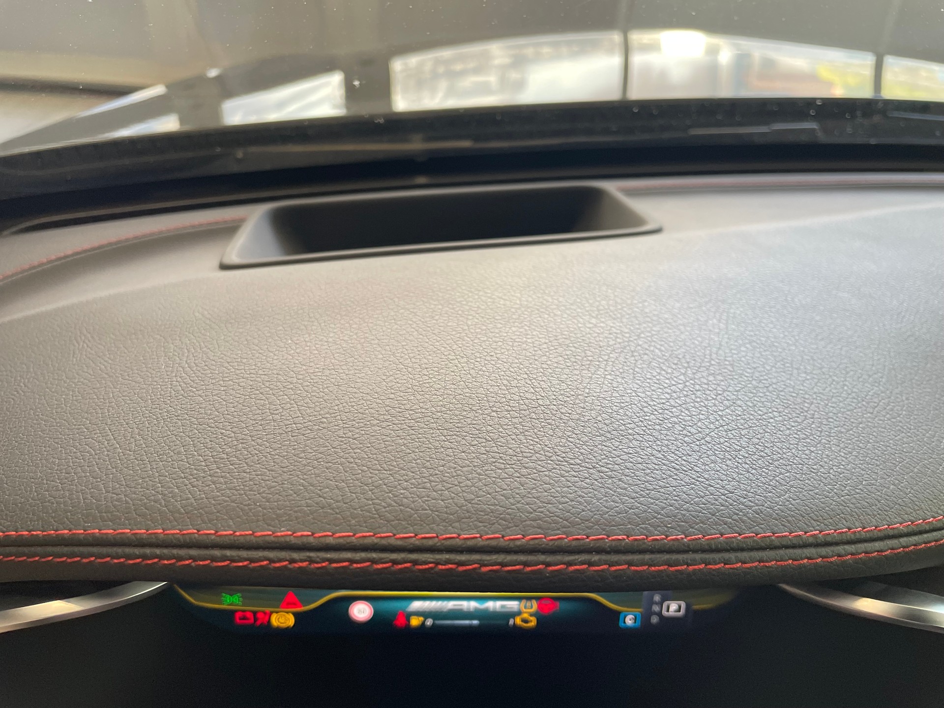 MERCEDES-BENZ C 43 Cabriolet AMG 4Matic 9G-Tronic-image-16