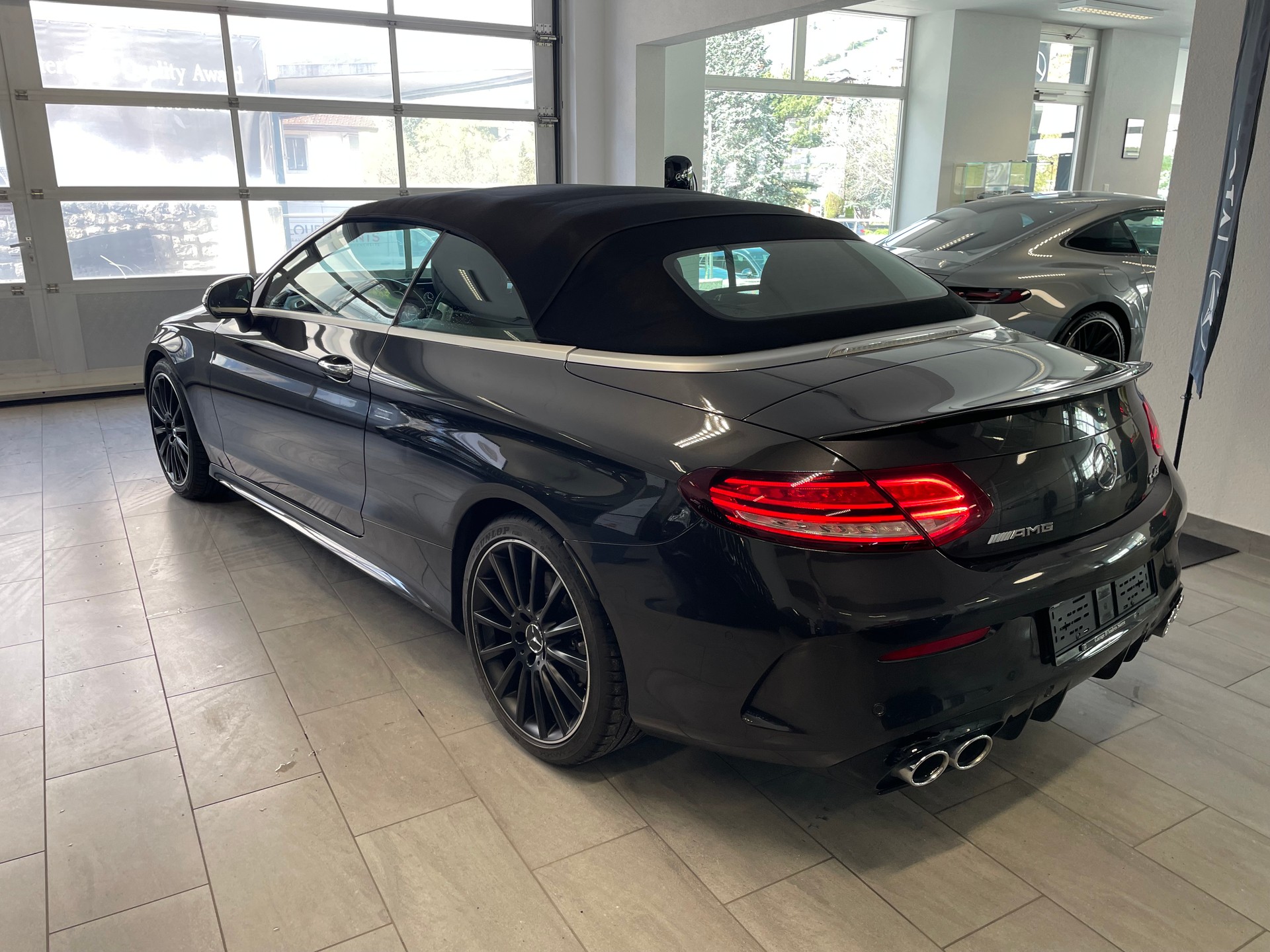 MERCEDES-BENZ C 43 Cabriolet AMG 4Matic 9G-Tronic-image-12