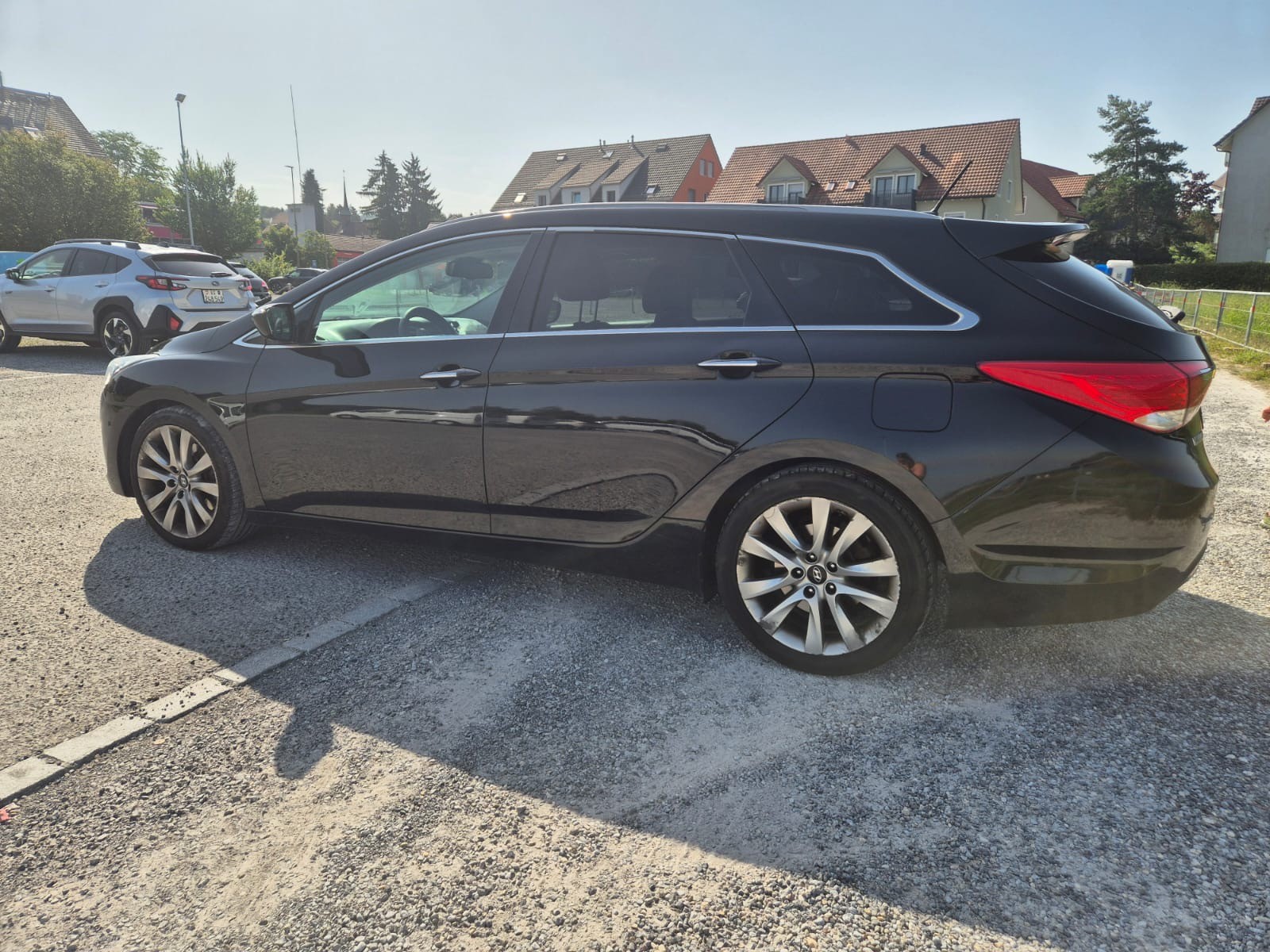 HYUNDAI i40 Wagon 2.0 GDi Premium Automatic-image-4