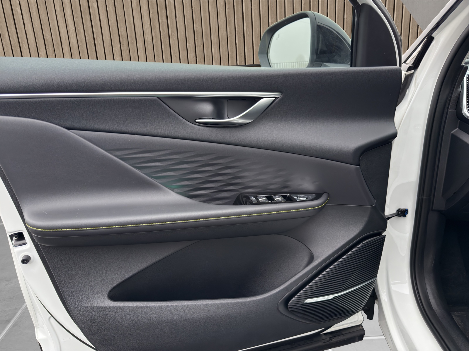 BAIC X55 1.5 Luxury, Neu in der Schweiz, CH-Fahrzeug!-image-4