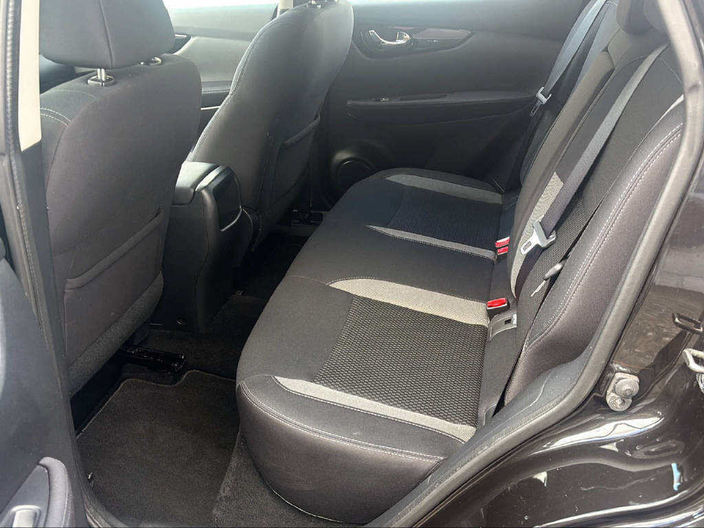 NISSAN Qashqai 1.3 DIG-T 160 Acenta-image-8