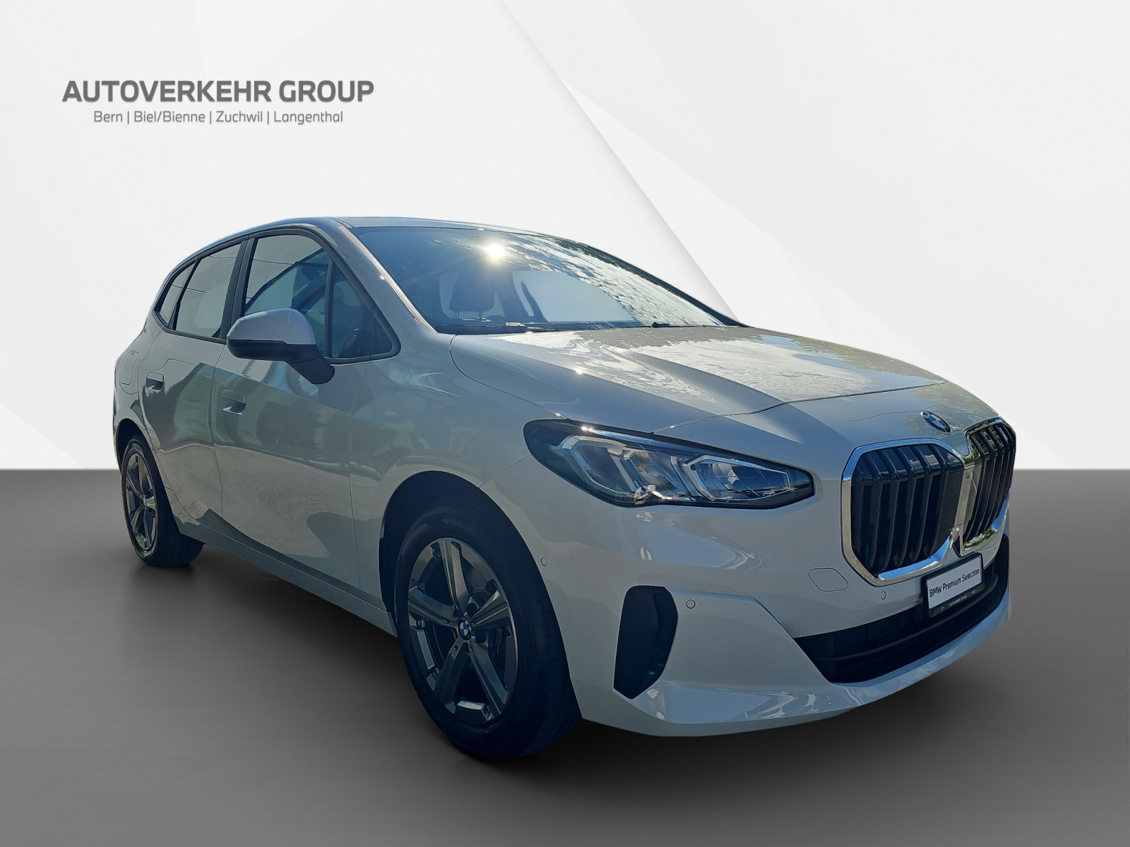 BMW 218i Active Tourer-image-7