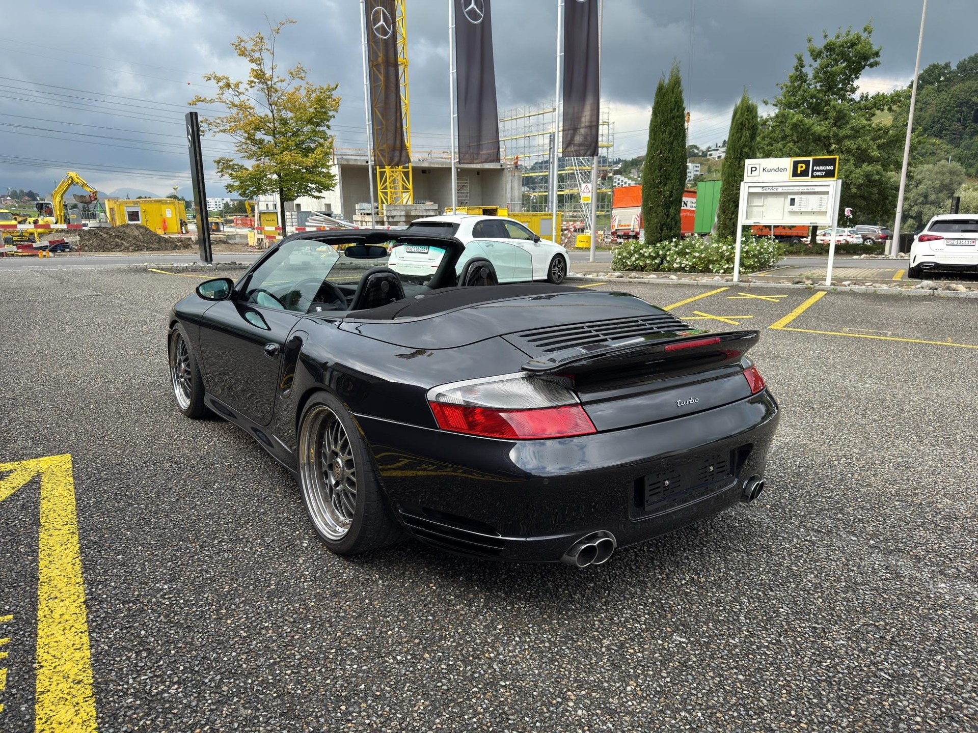 PORSCHE 911 Cabriolet 3.6 Turbo-image-22