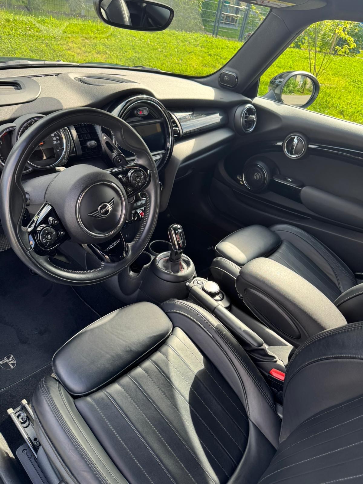 MINI 2.0i Cooper S-image-2
