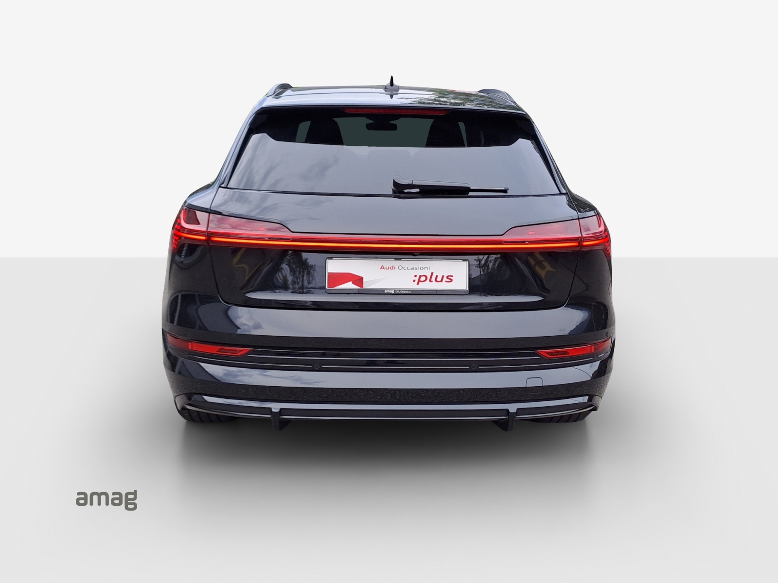 AUDI e-tron 50 S Line Attraction quattro-image-4