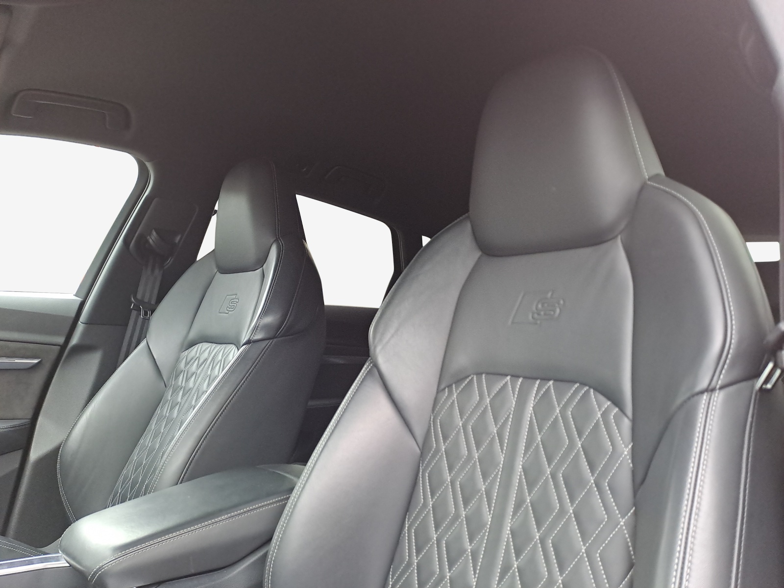 AUDI e-tron 50 S Line Attraction quattro-image-15