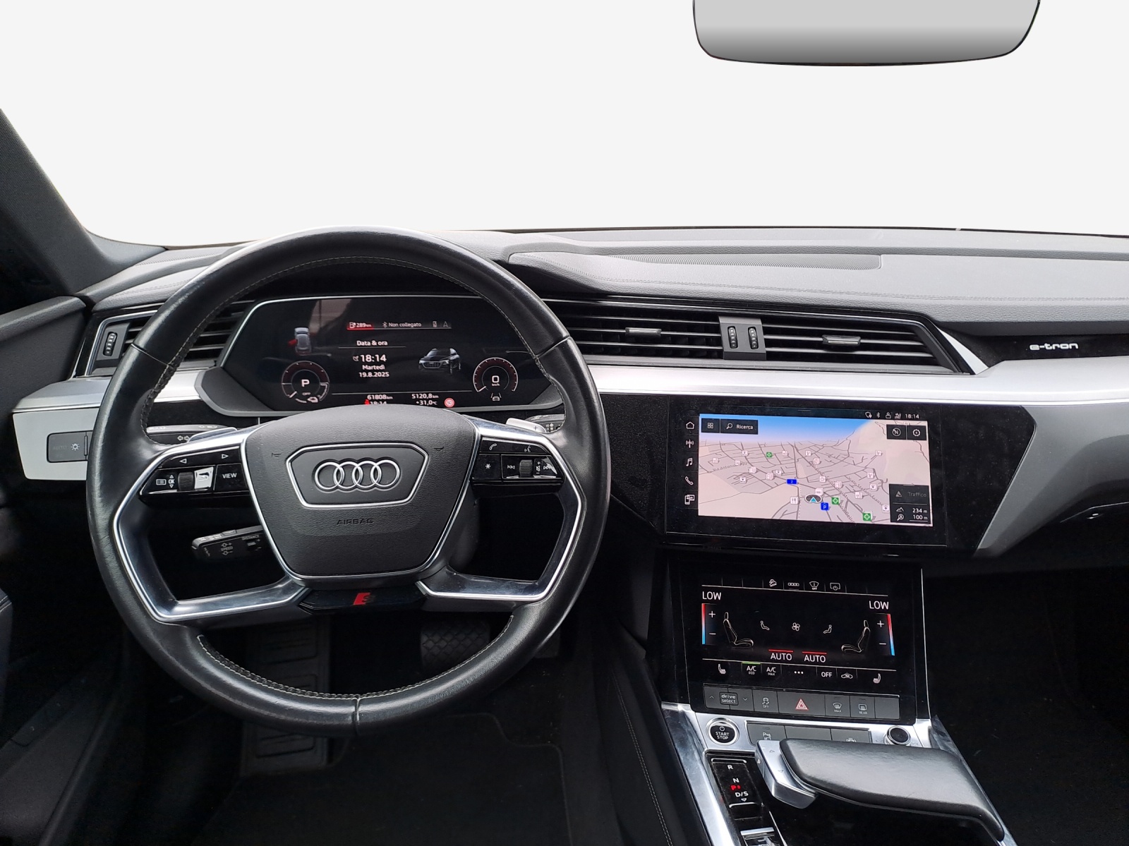 AUDI e-tron 50 S Line Attraction quattro-image-9