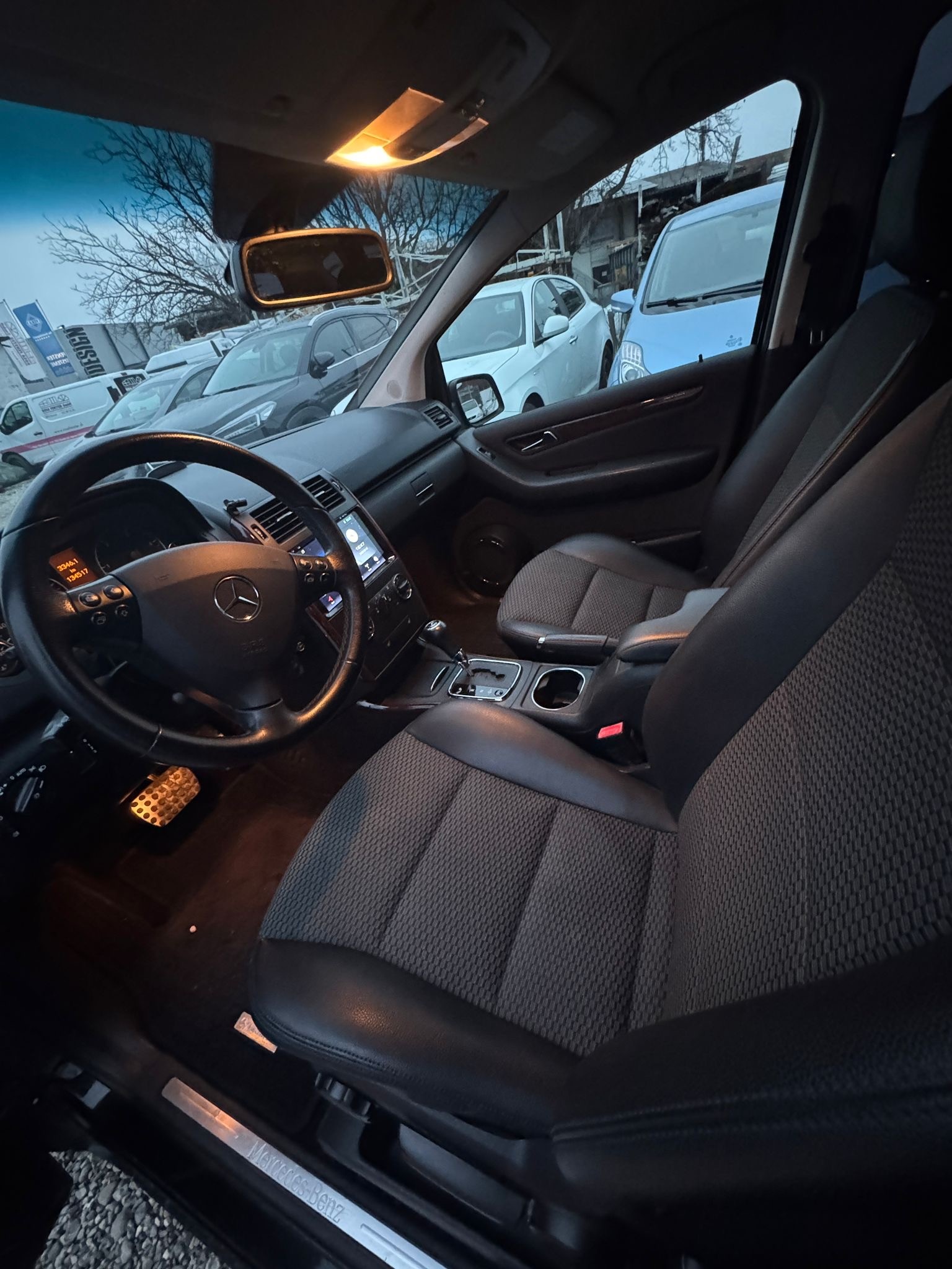 MERCEDES-BENZ A 180 CDI Elégance-image-9