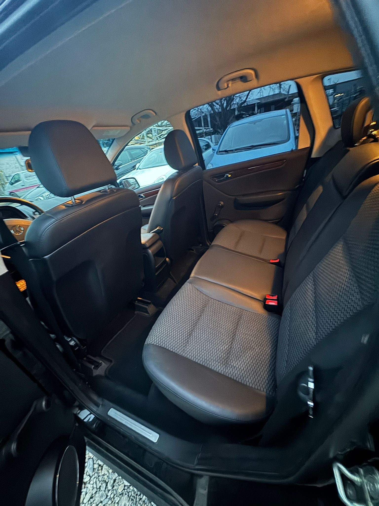 MERCEDES-BENZ A 180 CDI Elégance-image-8