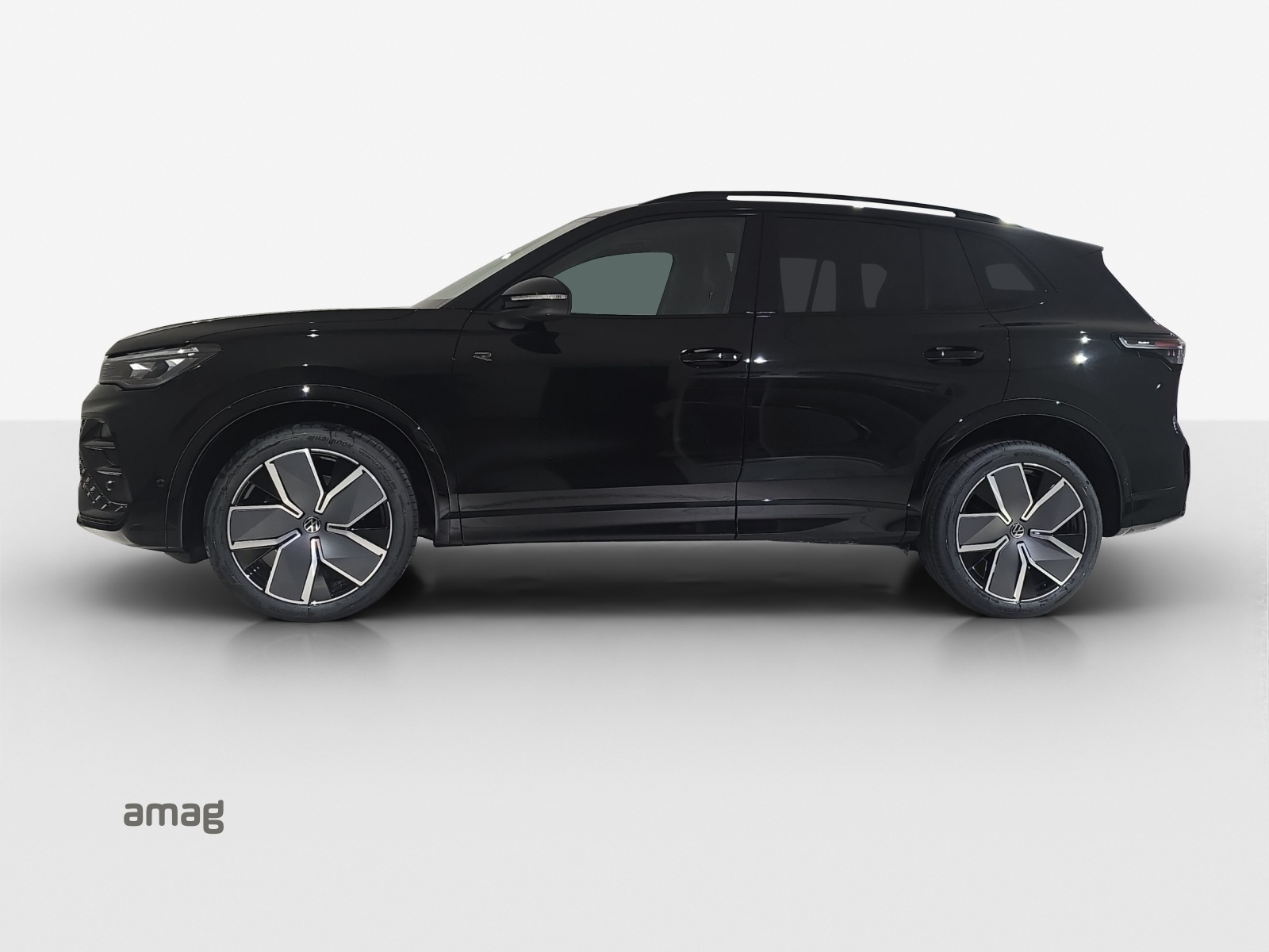 VW Tiguan 2.0 TSI DSG R-Line 4Motion-image-1