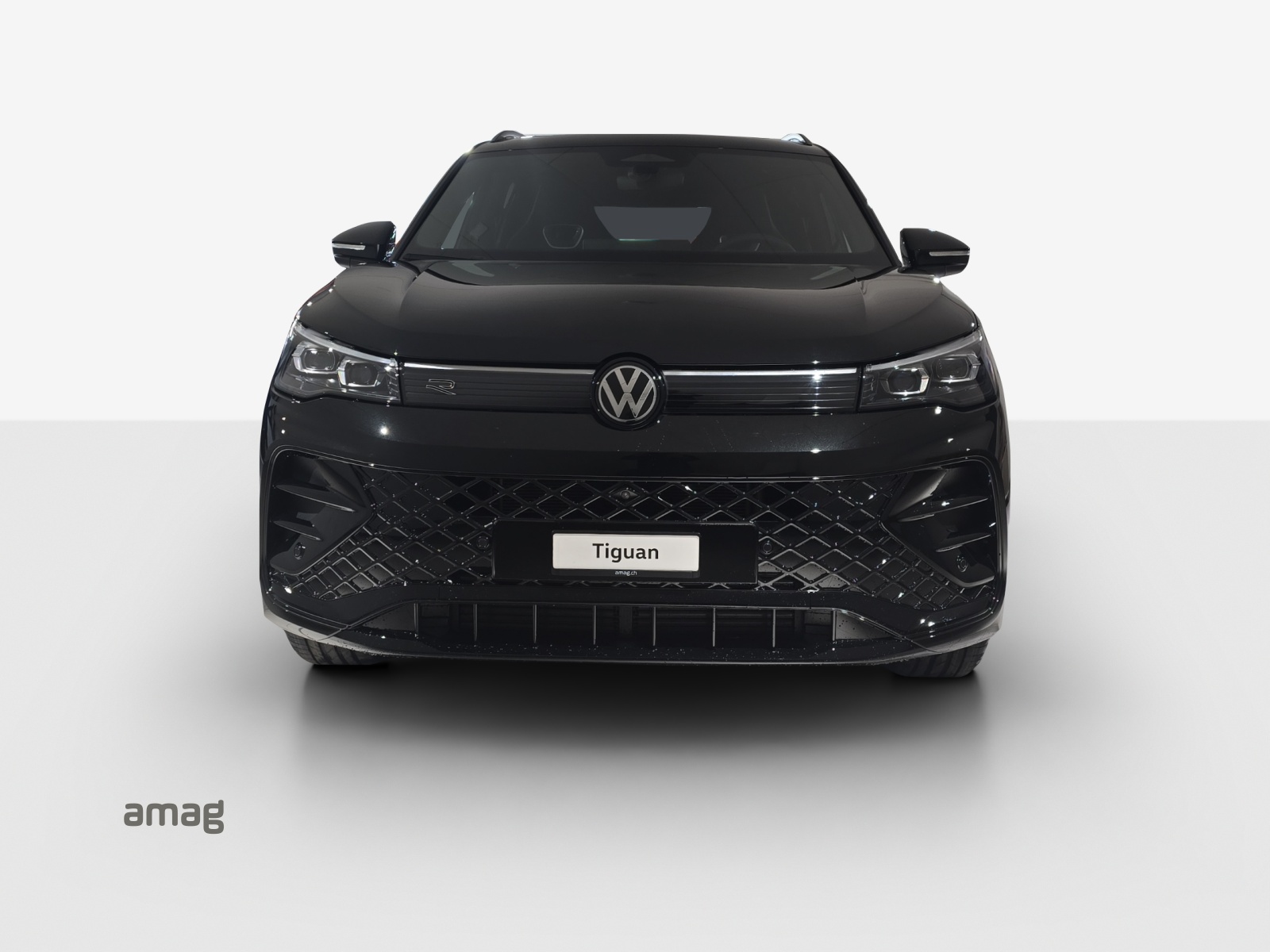 VW Tiguan 2.0 TSI DSG R-Line 4Motion-image-6