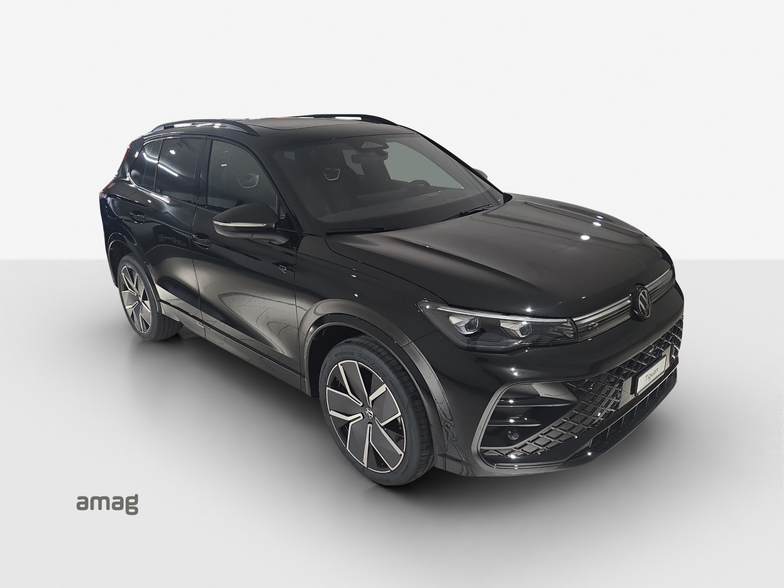VW Tiguan 2.0 TSI DSG R-Line 4Motion-image-13