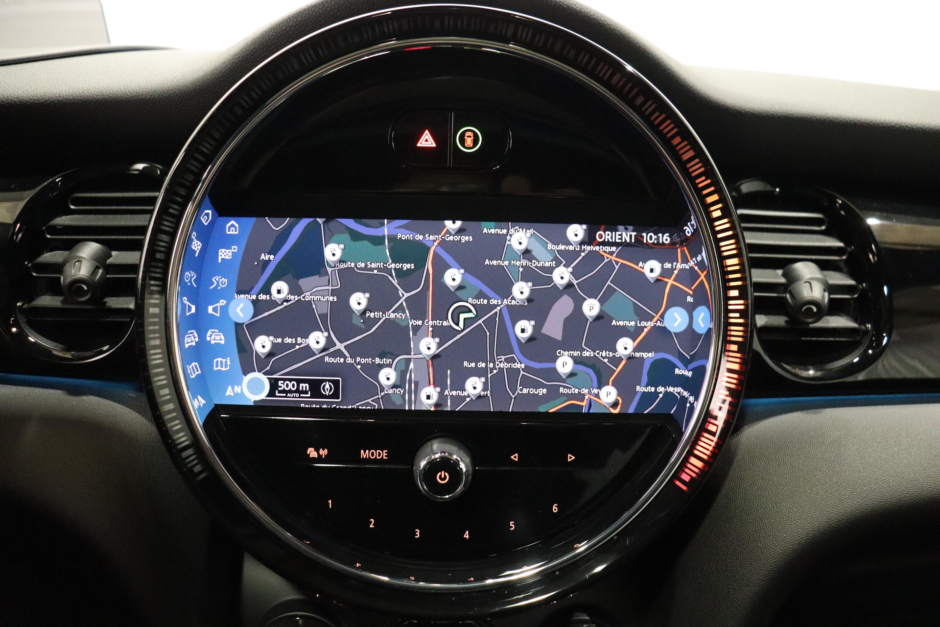 MINI F56 Cooper SE-image-17
