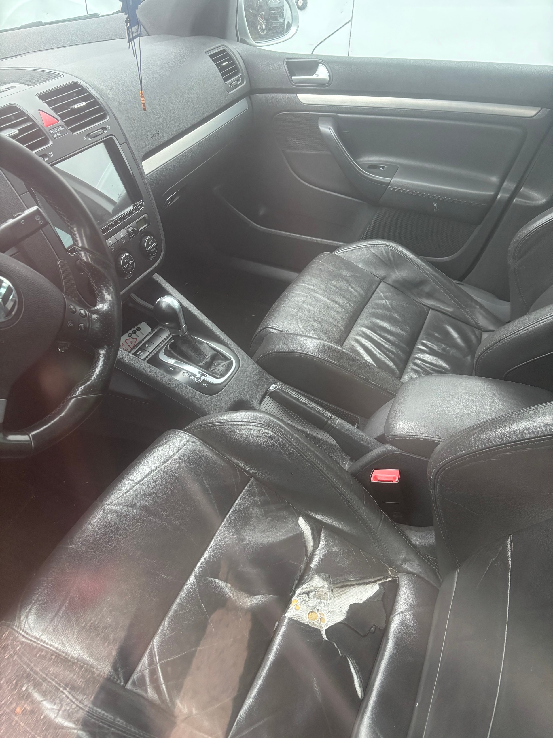 VW GOLF-image-1
