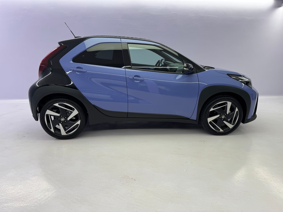Aygo X Hybrid 1.5 Style