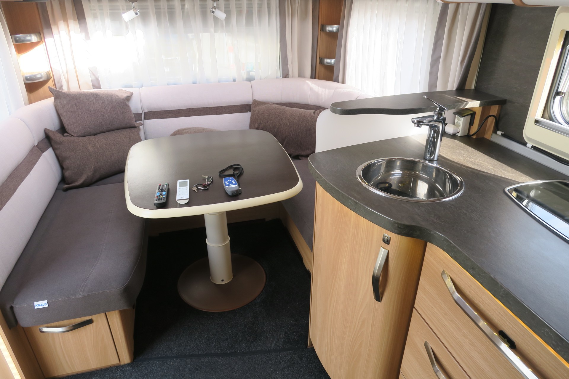 KNAUS Südwind 500 FU-image-13