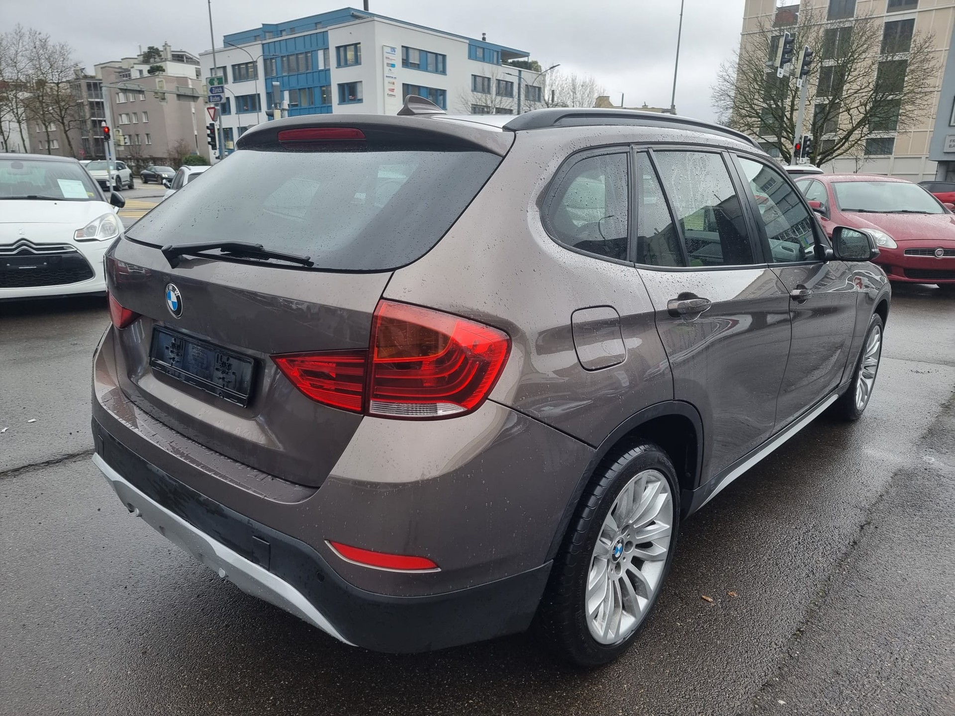 BMW X1 xDrive 20i Sport Line Steptronic-image-4