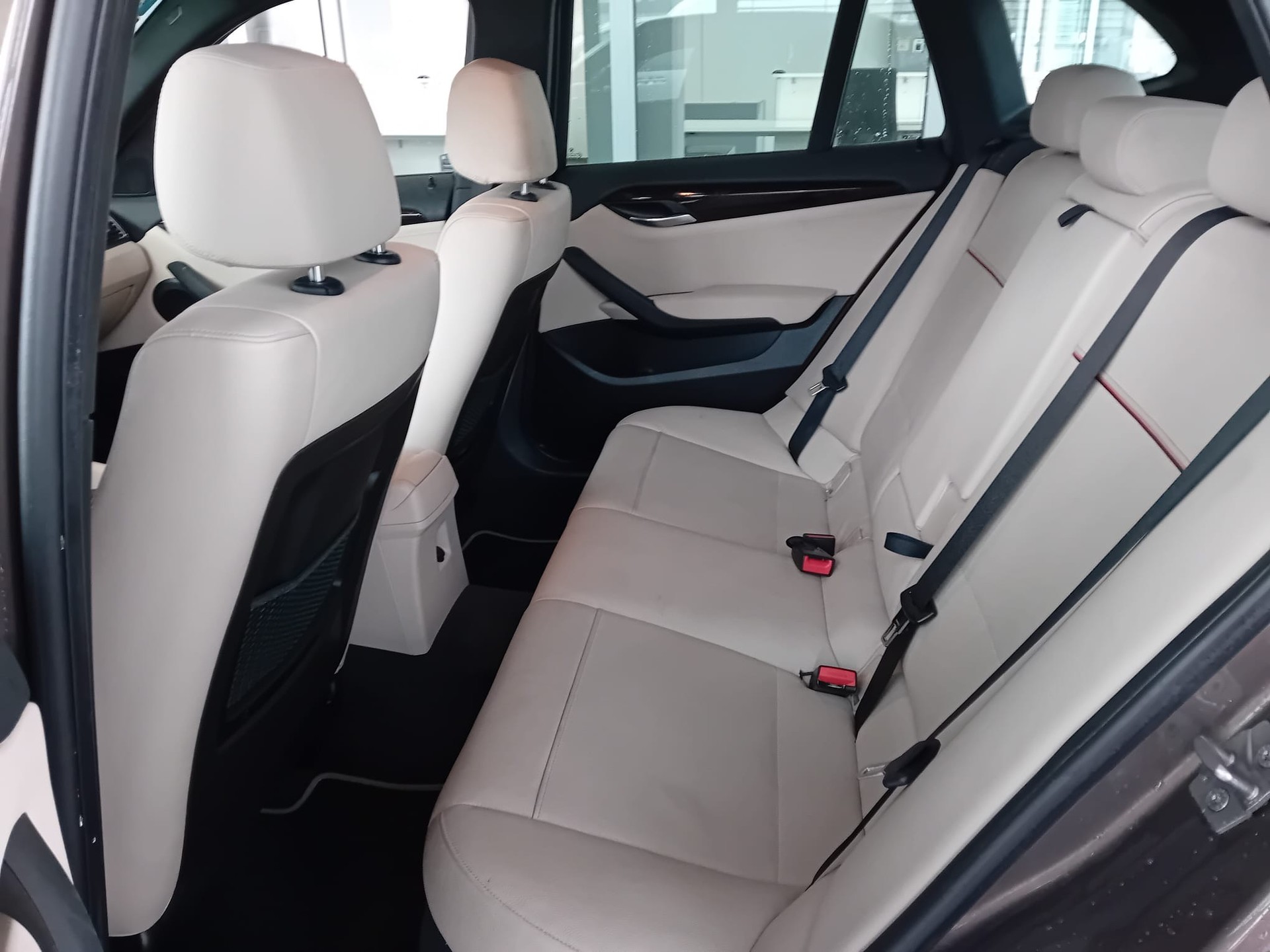 BMW X1 xDrive 20i Sport Line Steptronic-image-7