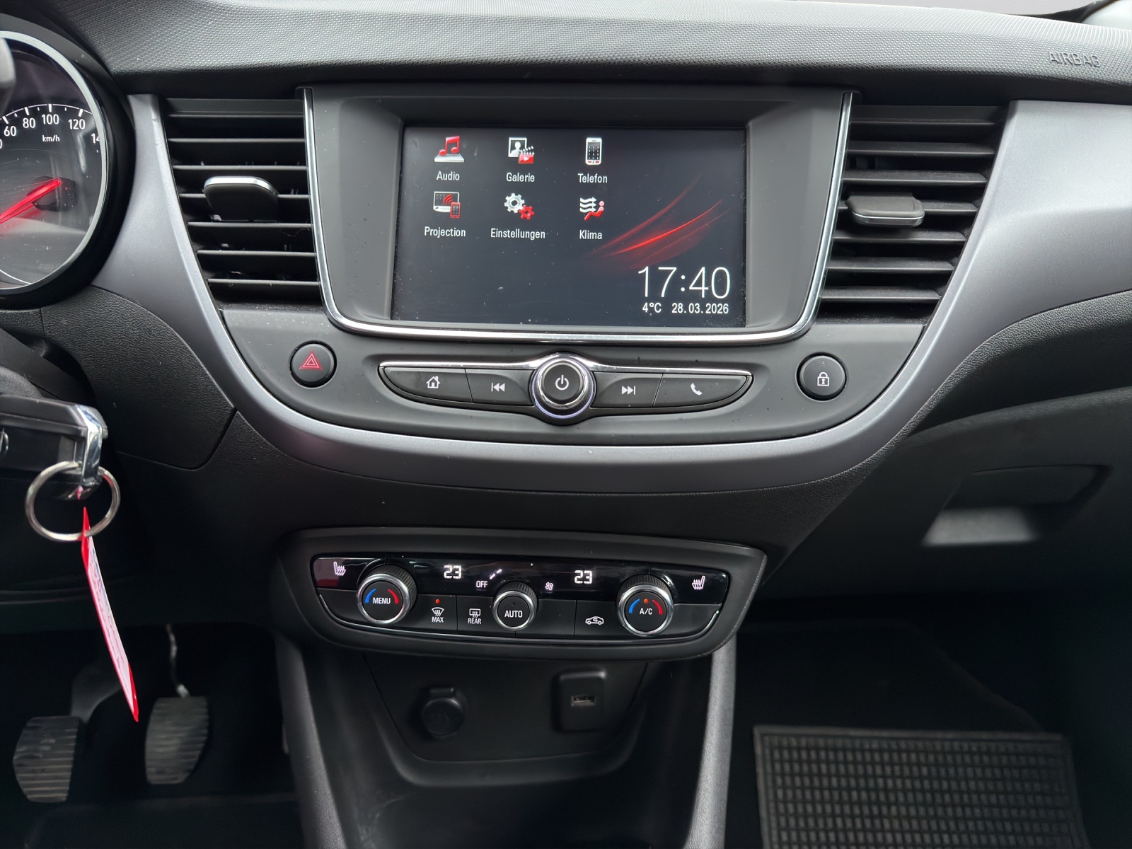 OPEL Crossland 1.2i Elegance-image-16