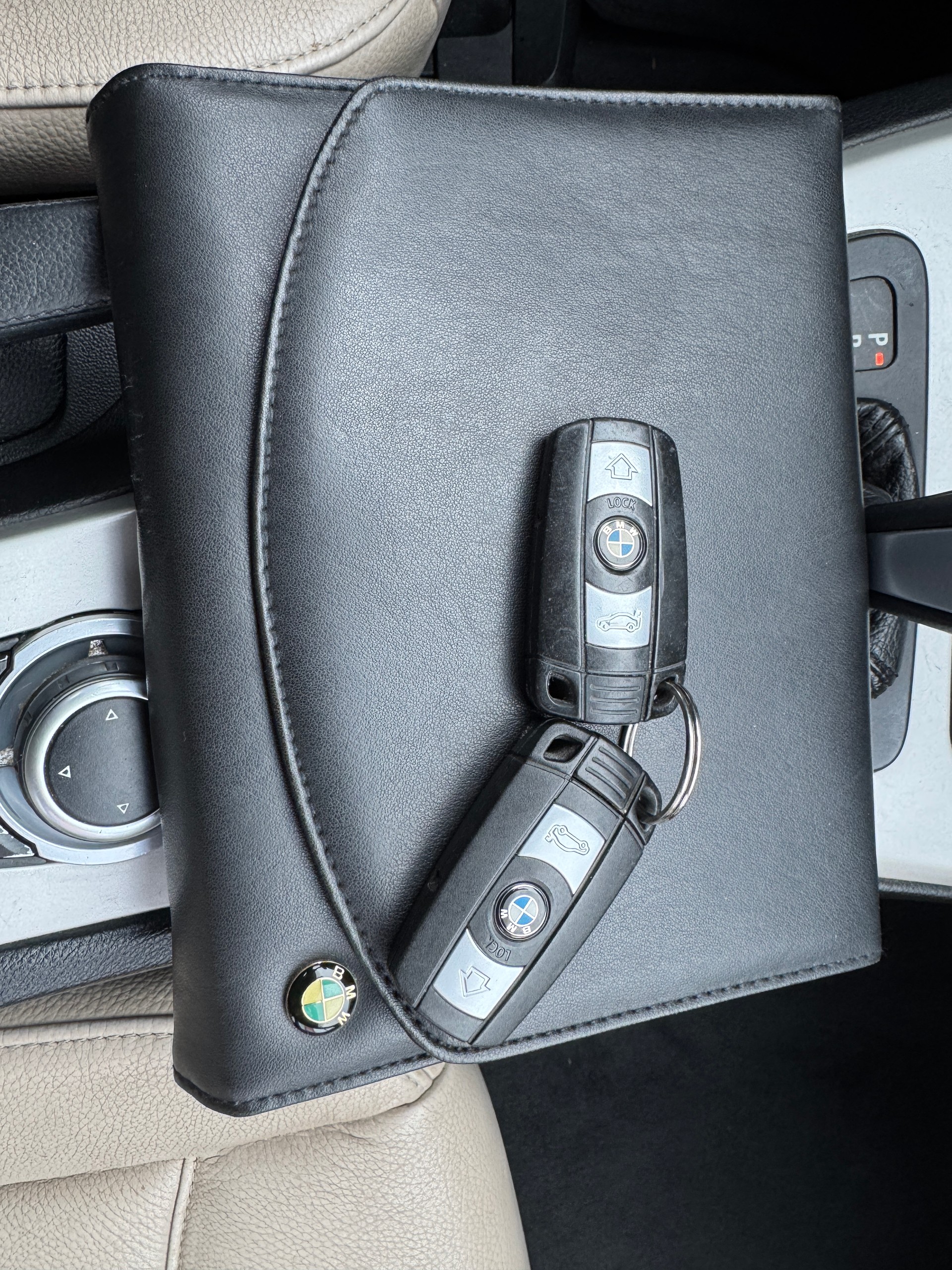 BMW 320d xDrive Touring Steptronic-image-12