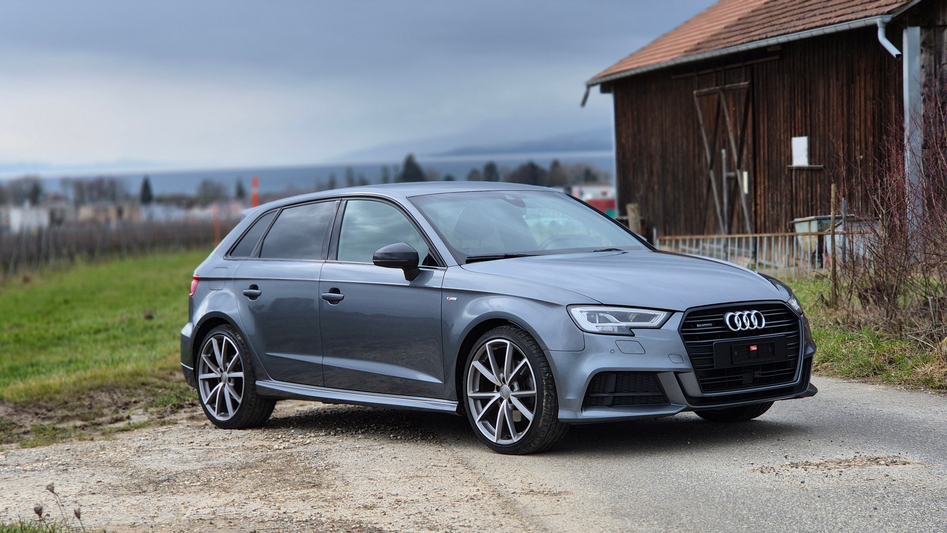AUDI A3 Sportback 2.0 TFSI Sport quattro S-tronic-image-5