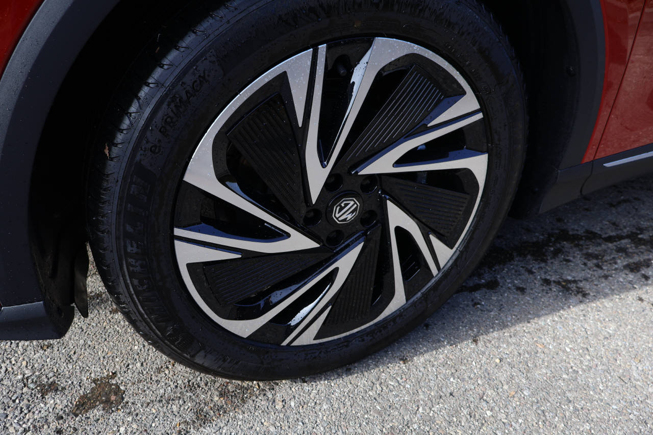 MG S6 EV 77 kWh Luxury 4WD-image-6