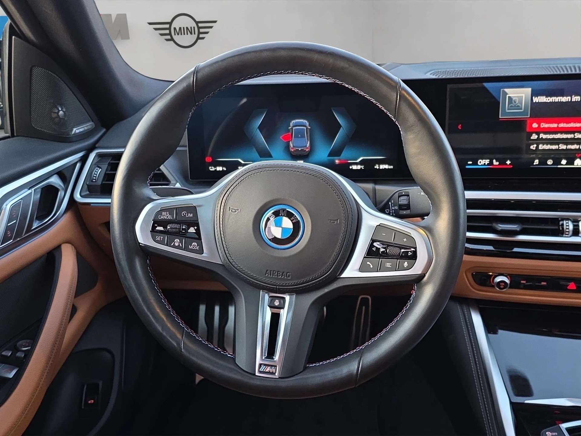BMW i4 M50-image-11